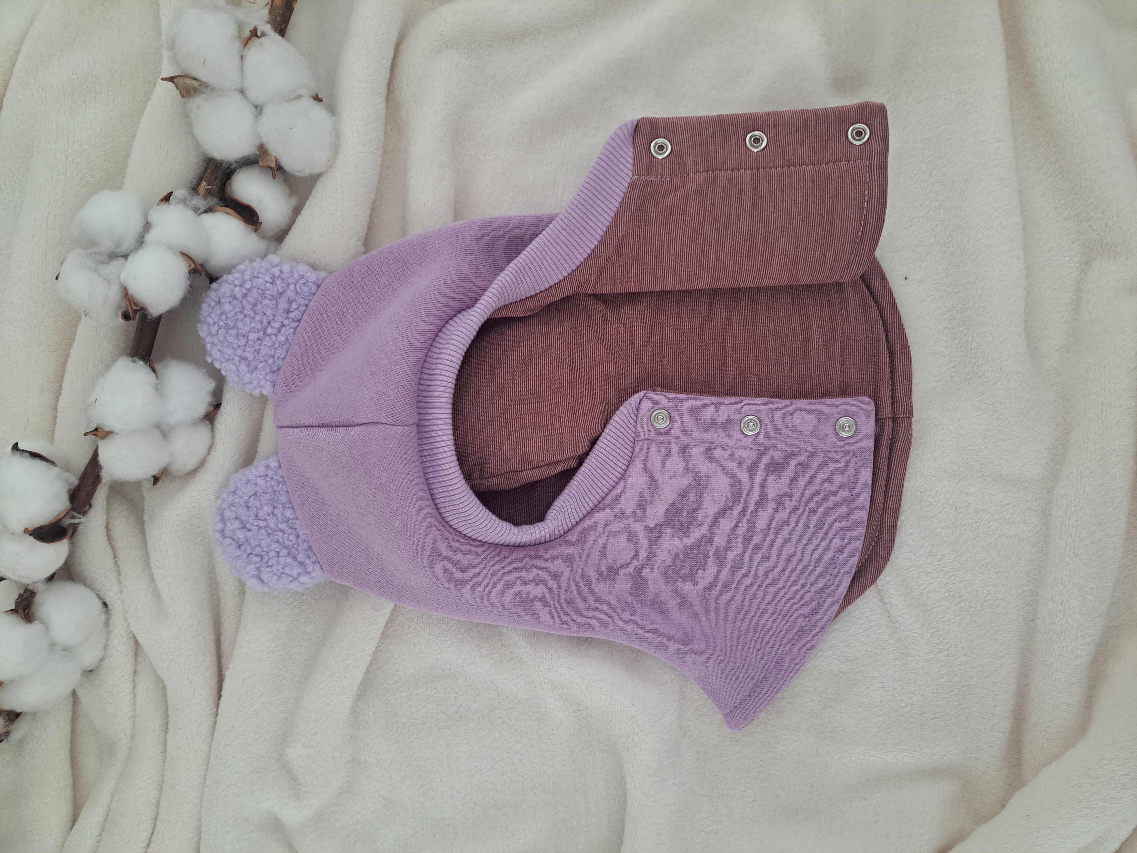 Žieminis šalmukas, Alyvinė