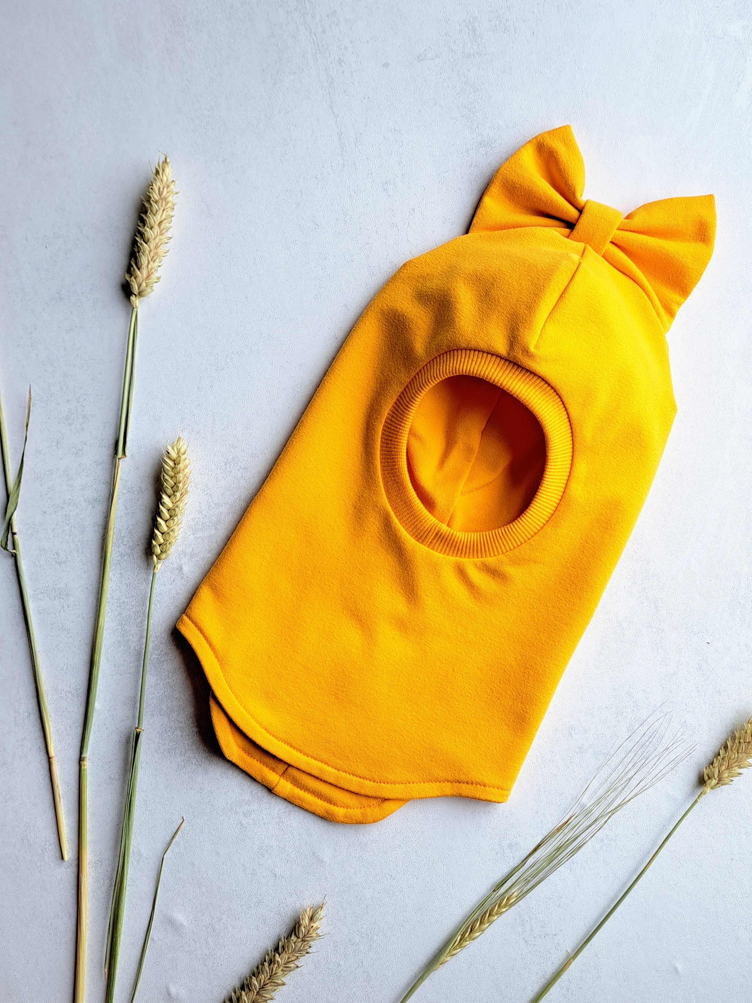 (48d,52d) Šalmukas, "morkinis"