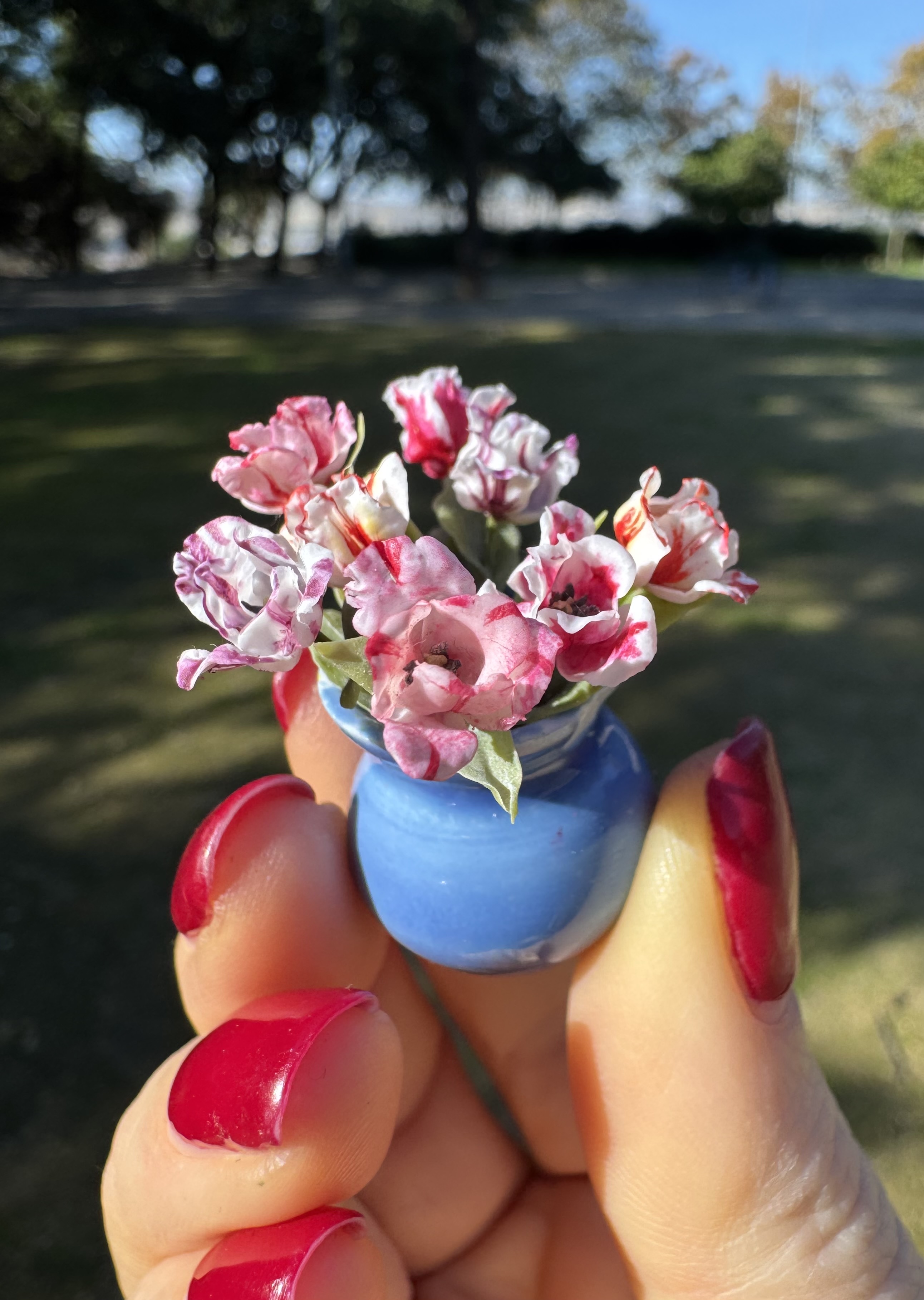 Dollhouse tulip, Scale 1/12, TO ORDER