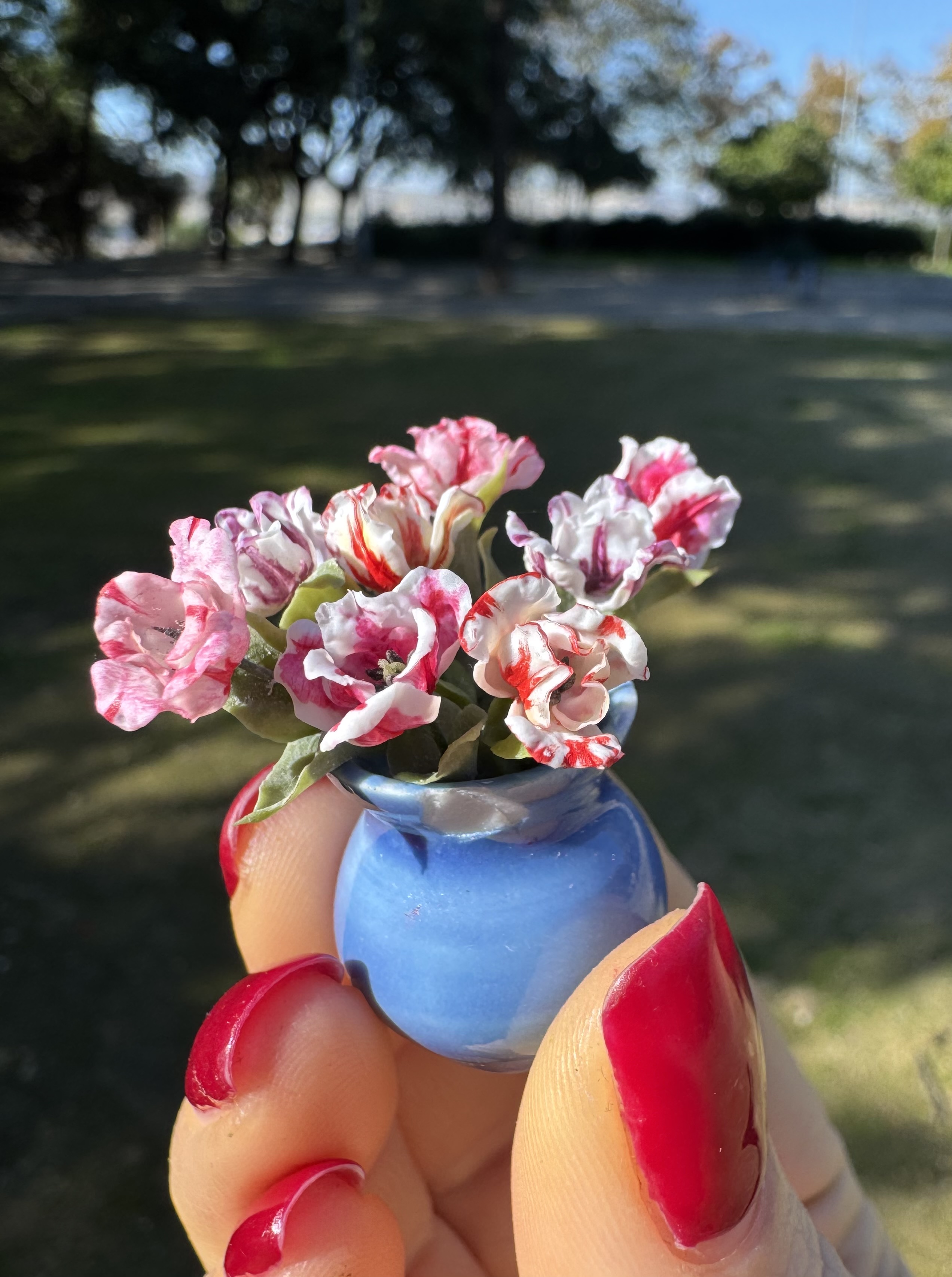 Dollhouse  tulip, Scale 1/12, TO ORDER