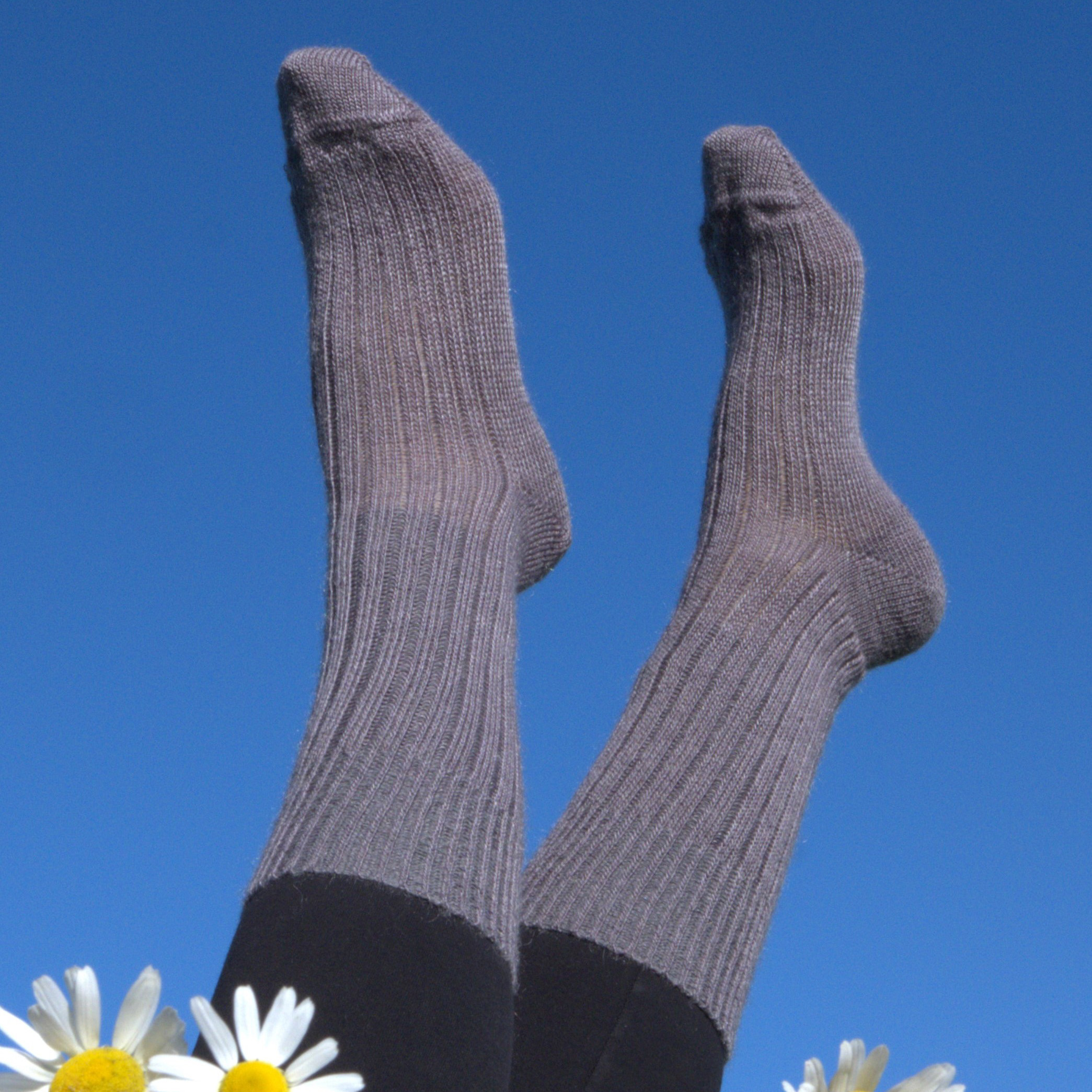 "Ipsilon" galtzerdiak / calcetines "Ipsilon"/ chaussettes "Ipsilon"/ "Ipsilon" socks
