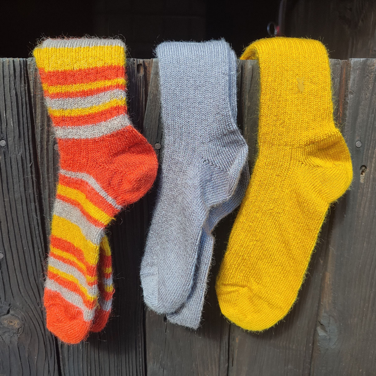 "Ipsilon" galtzerdiak / calcetines "Ipsilon"/ chaussettes "Ipsilon"/ "Ipsilon" socks