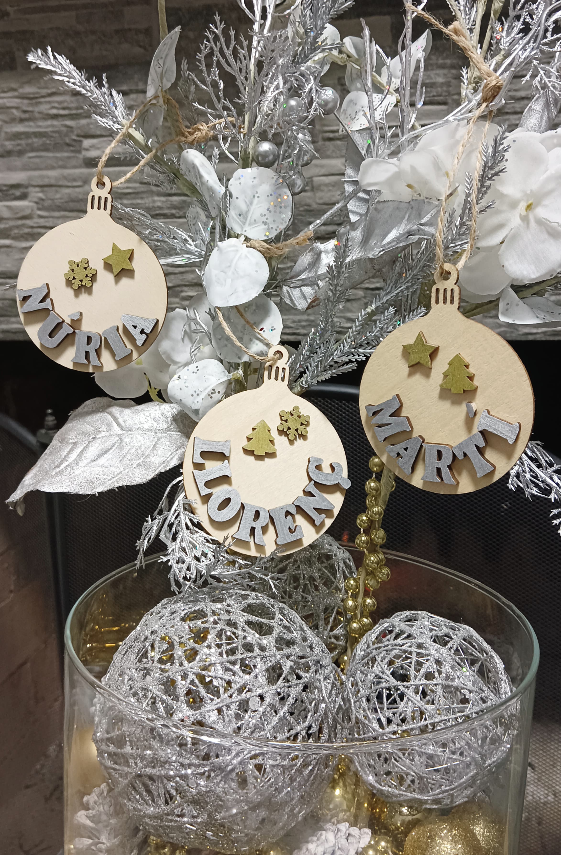 Bolas de Navidad de madera