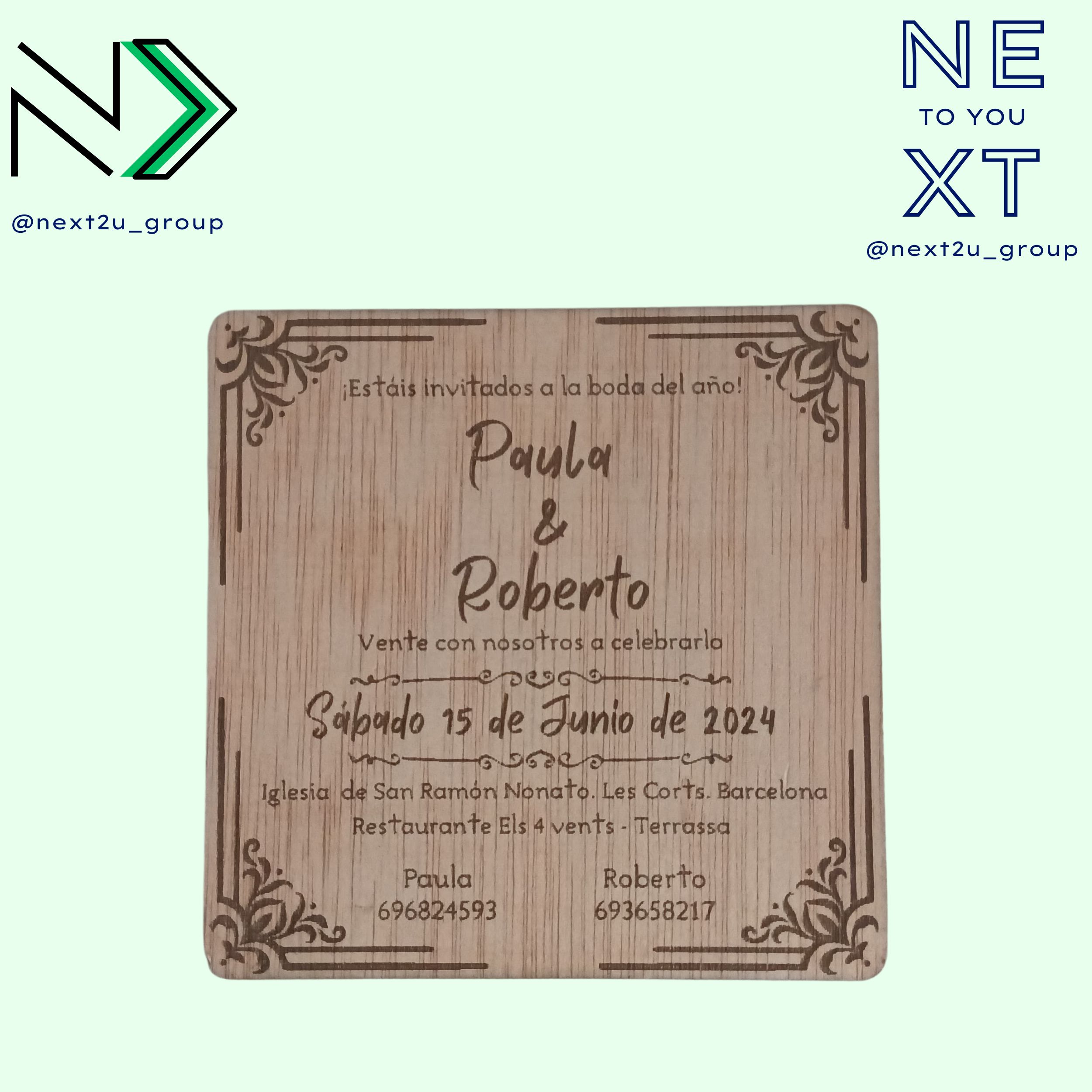 Invitación de madera 11x11cms