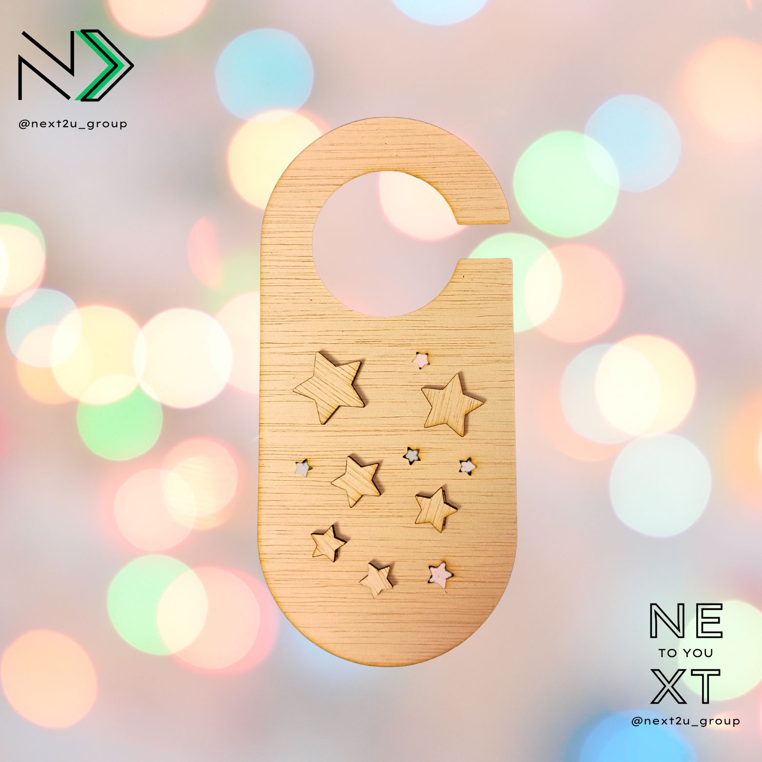 Percha de puerta navideña de madera