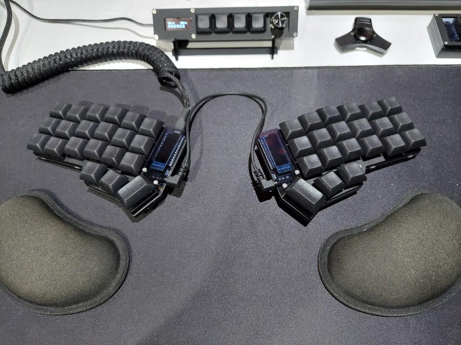 Corne/CRKBD Split Keyboard - Prebuilt & KIt Edition