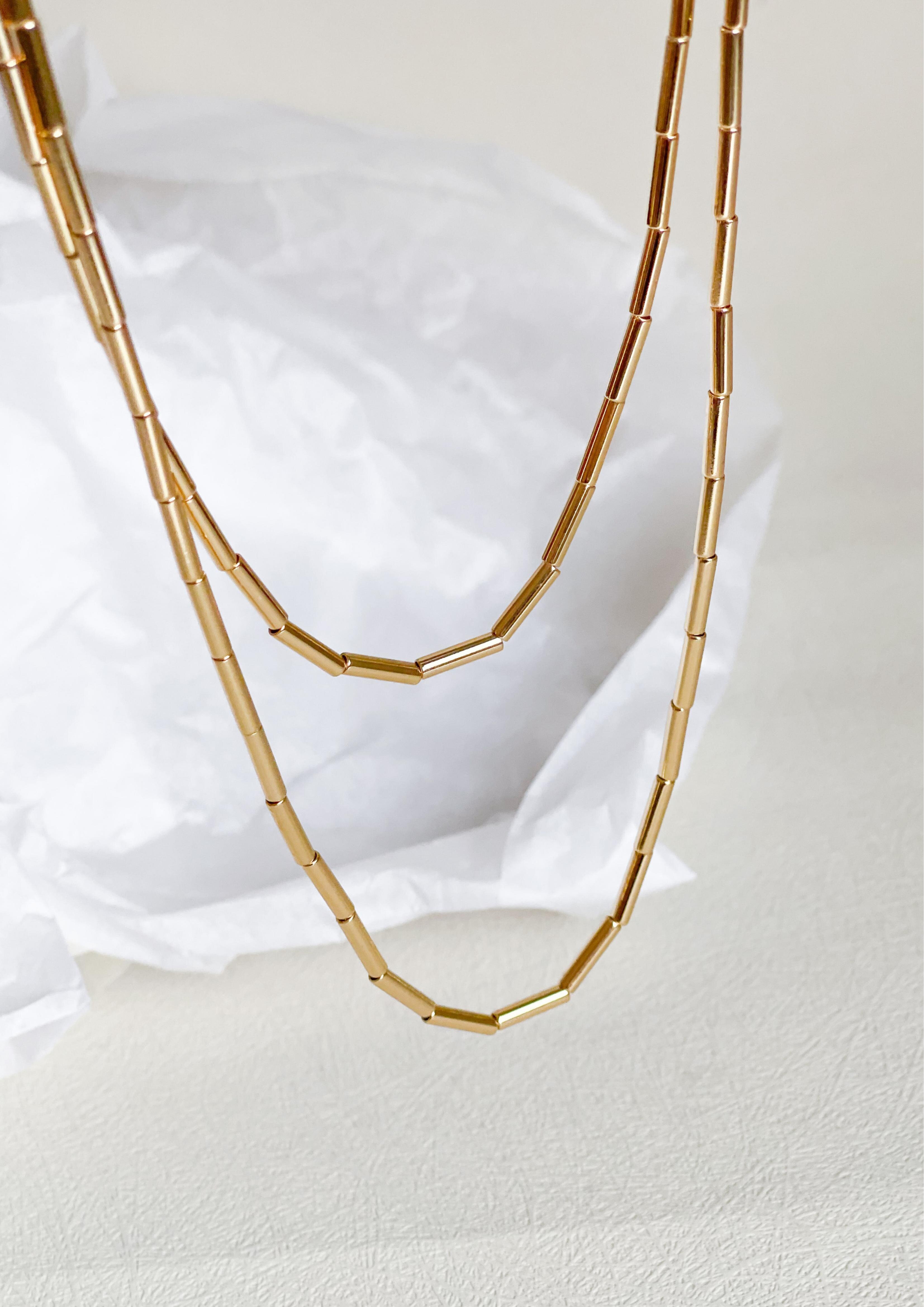 Colar Comprido de Canutilhos Finos