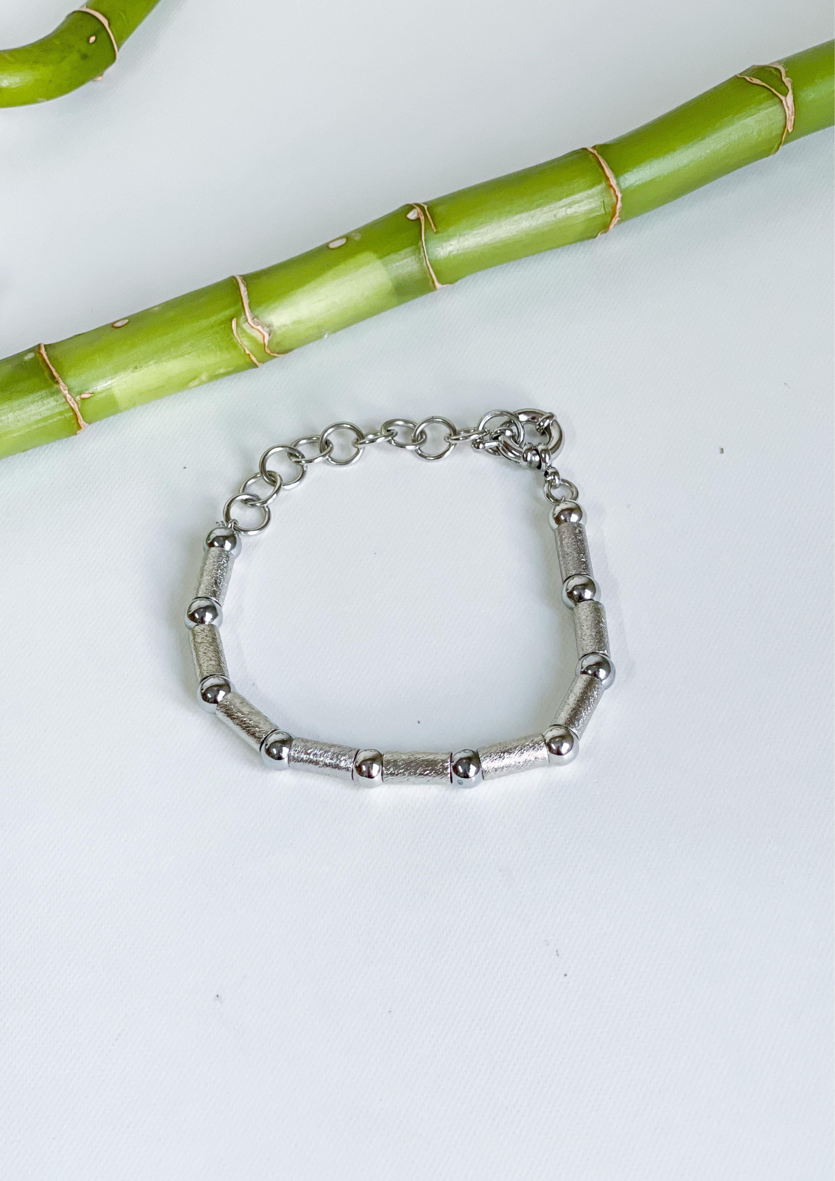 Pulseira de Canutilhos e Bolinhas