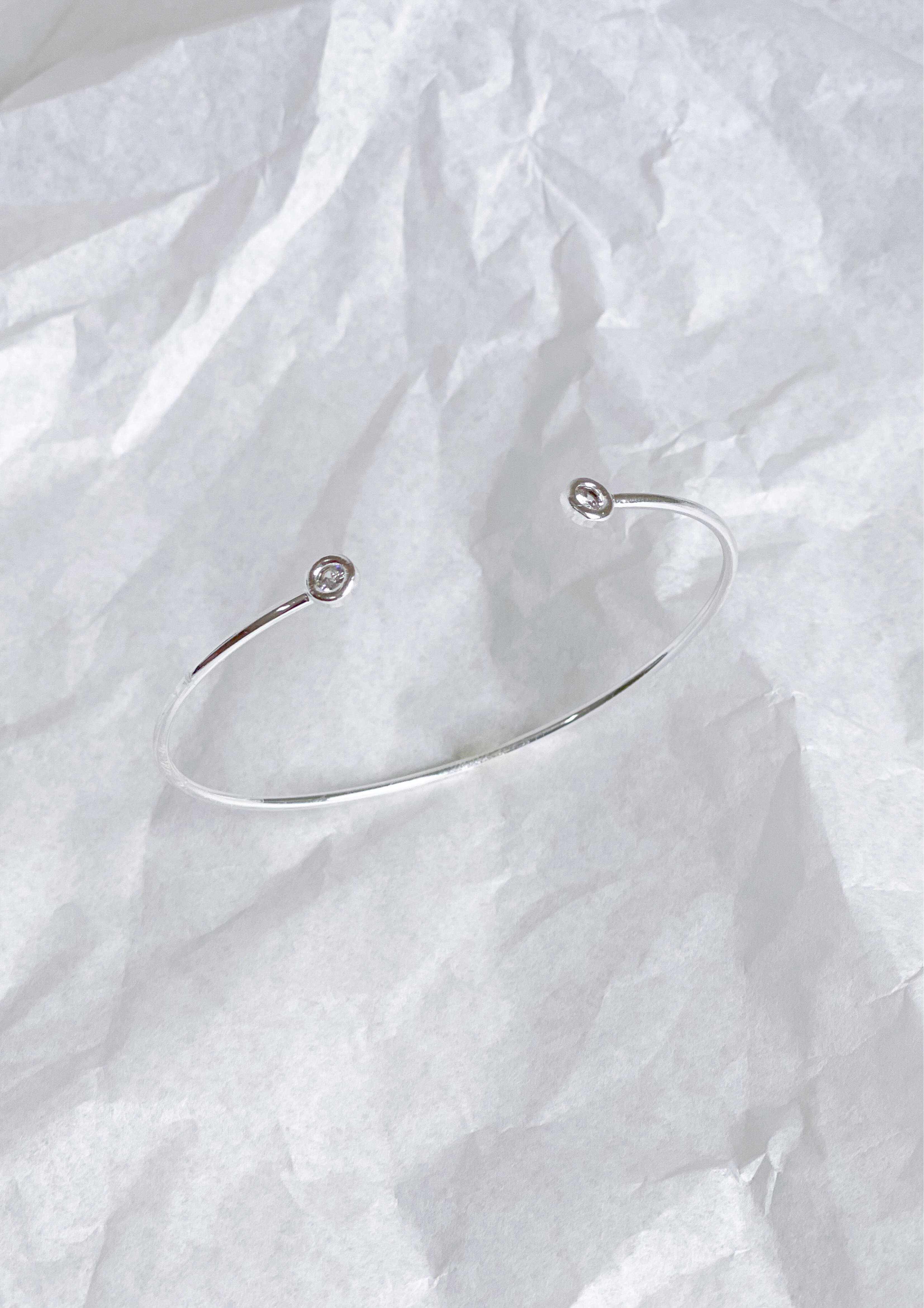 Bracelete  dois pontos