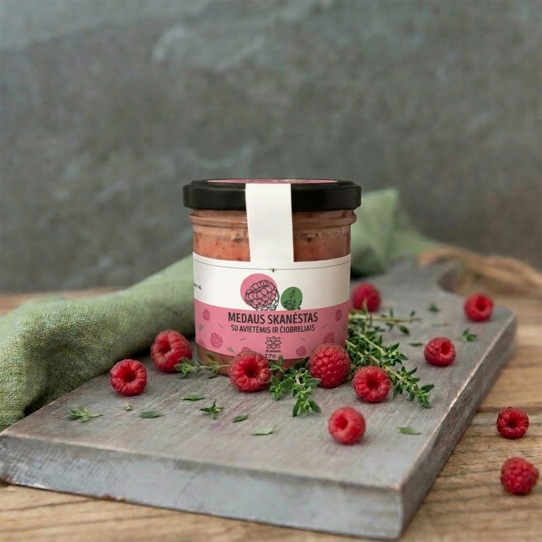 Medus skanėstas su avietėmis ir čiobreliais