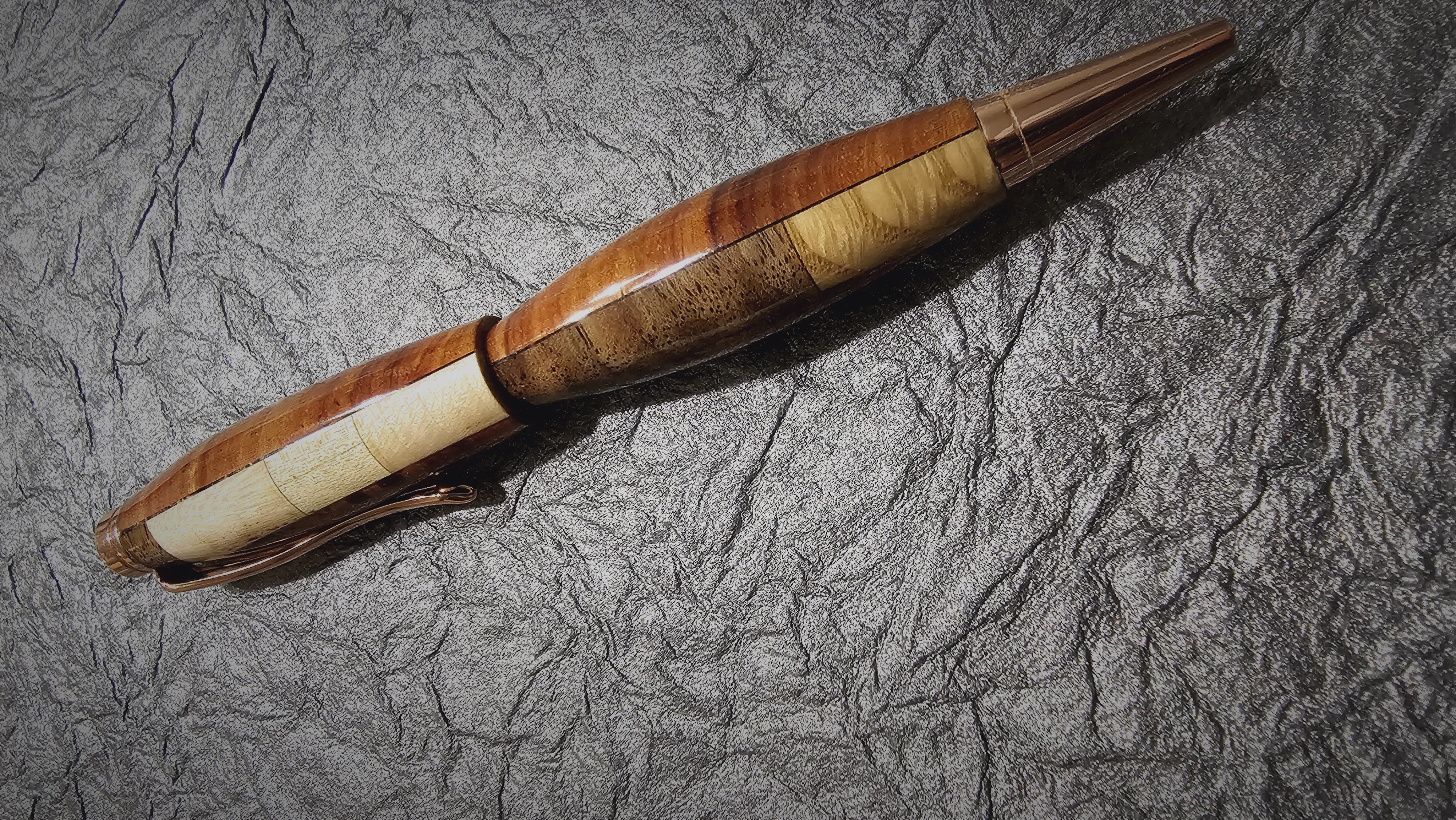 Segmented Padauk