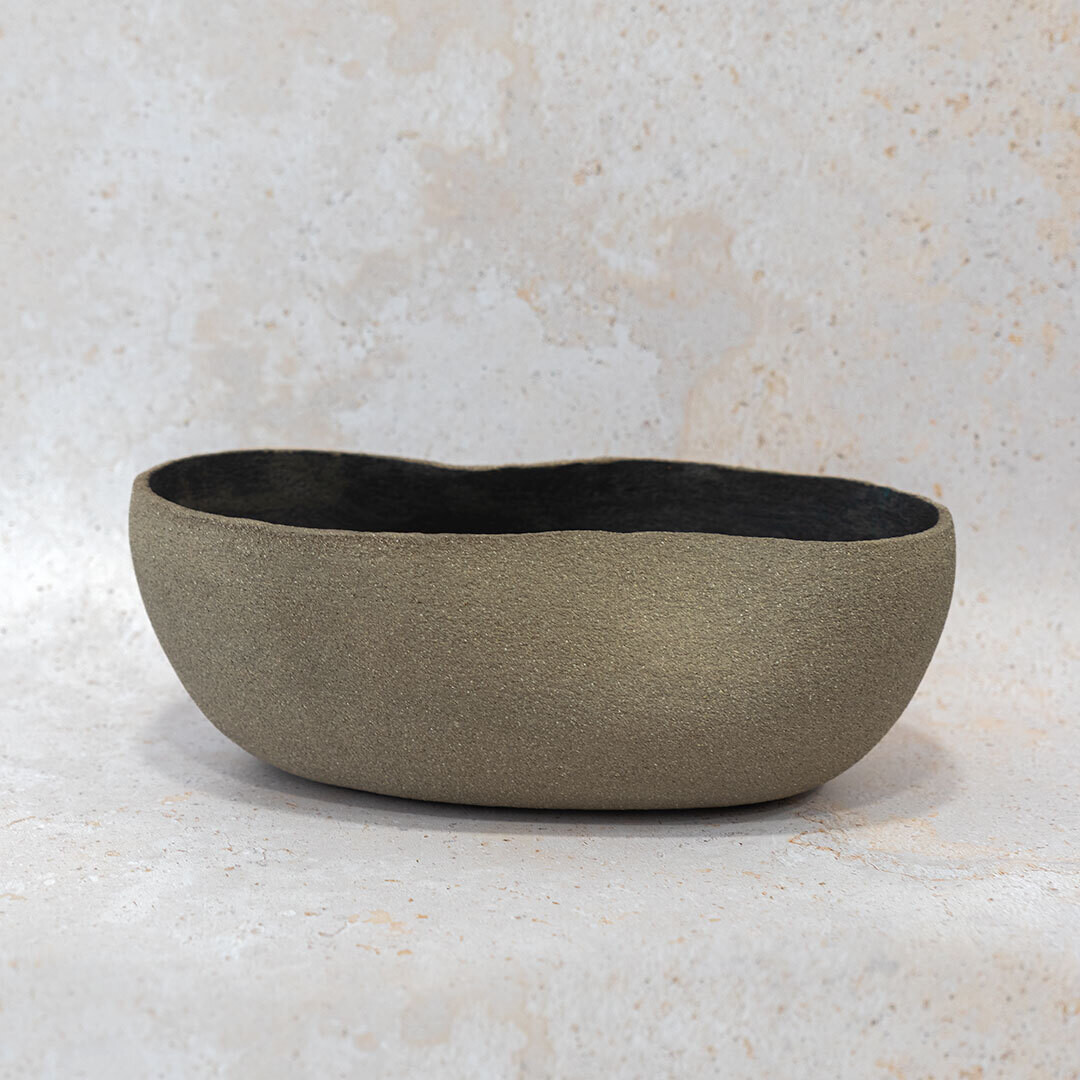 COLECCIÓN ONA: Centro de mesa gris piedra/negro