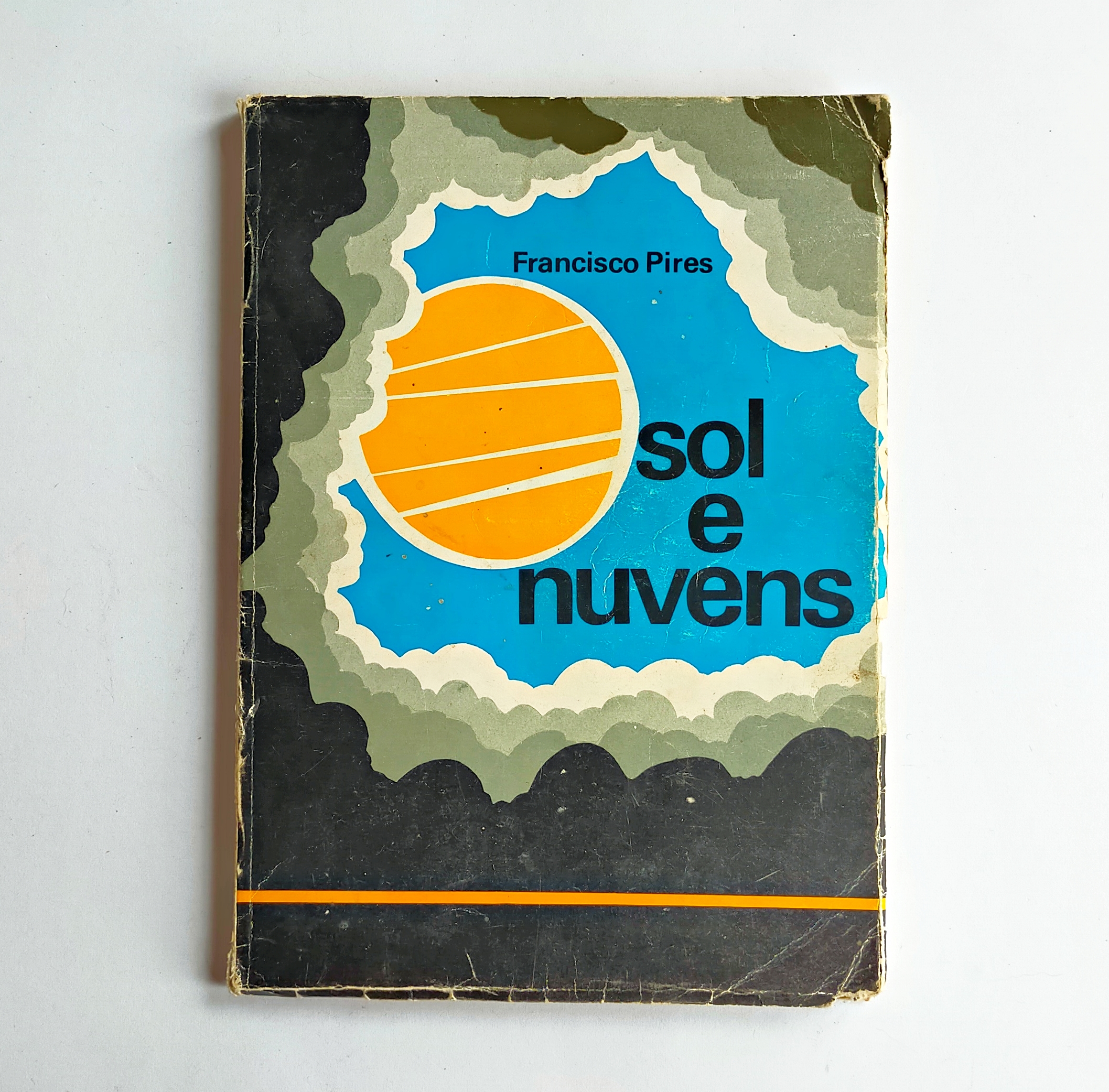 SOL E NUVENS (Versos)