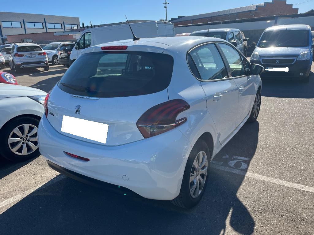 Peugeot 208 5P ACTIVE BlueHDi 73kW 100CV