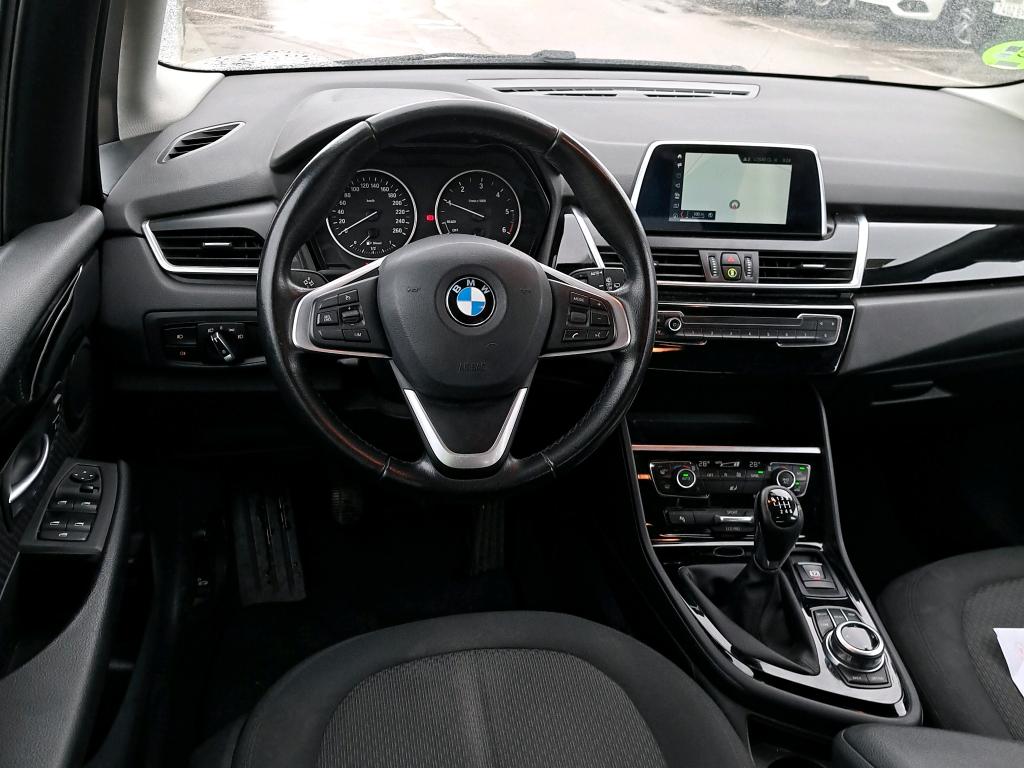 BMW Serie 2 Active Tourer/2018/5P/monovolumen compacto 216d