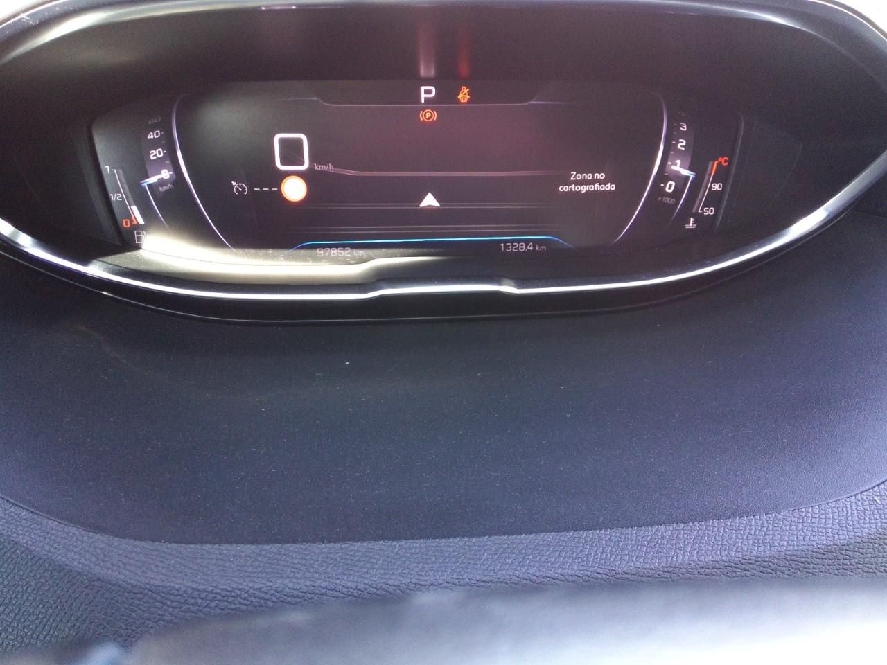 Peugeot 3008 Allure 1.5 HDi 130CV 