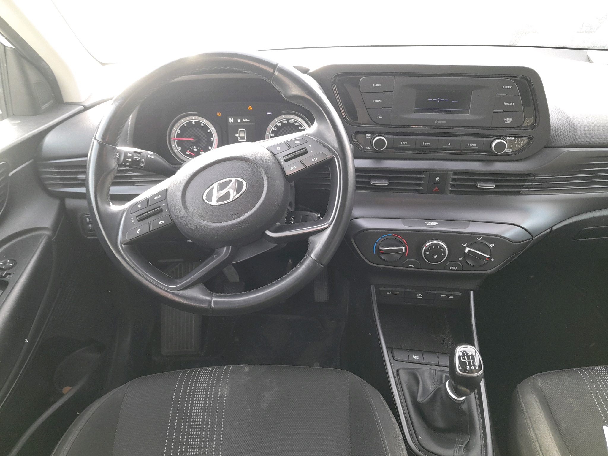 HYUNDAI i20  5P / berlina con portón 1.0 TGDI 74kW (100CV) 48V Essence
