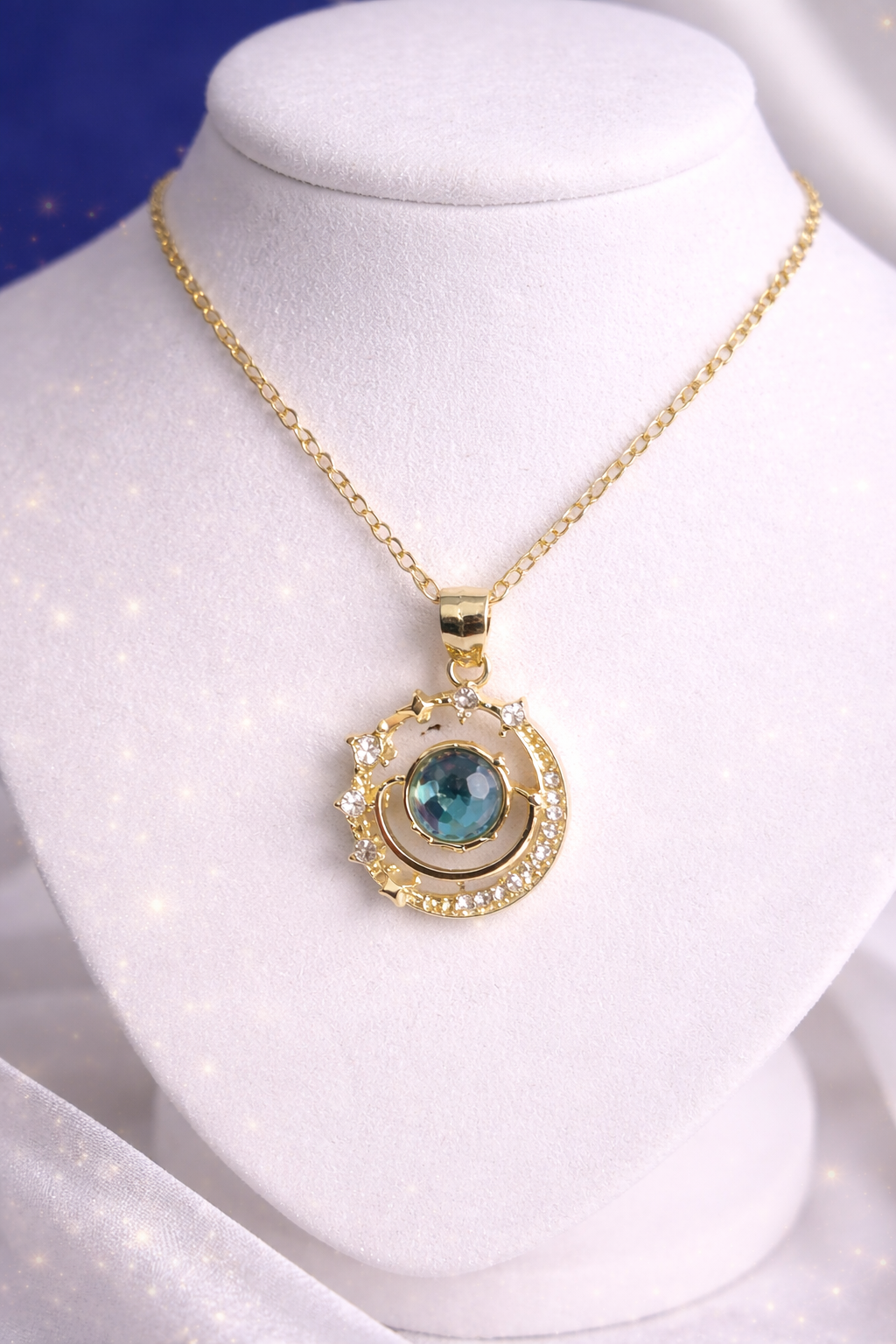 Collier acier inoxydable doré  avec Pierre Bleue