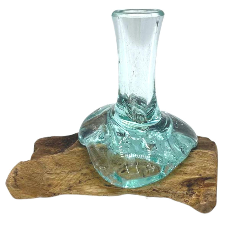 Vase en verre  soufflé sur bois flotté