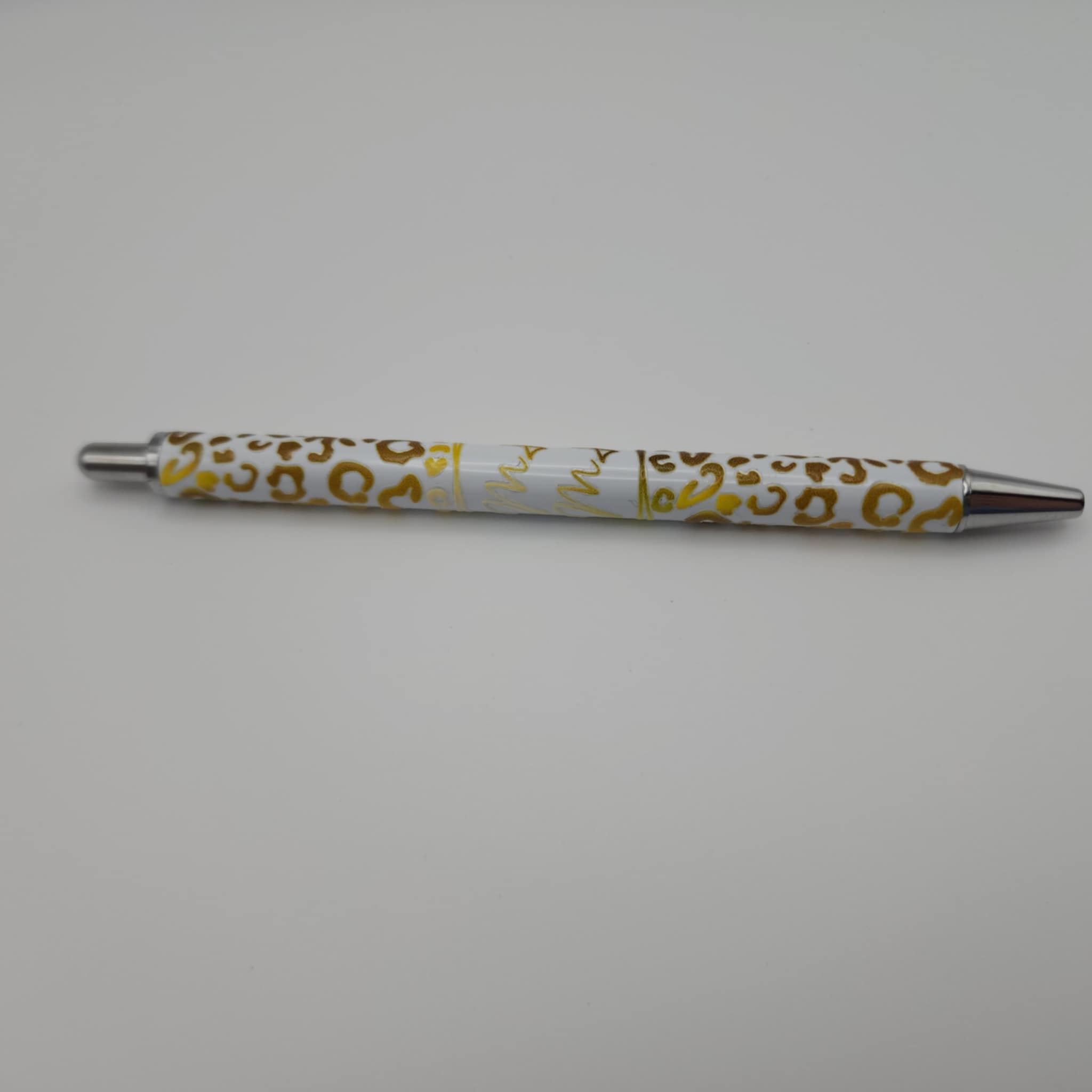 Pen with Leopard MAMA Design