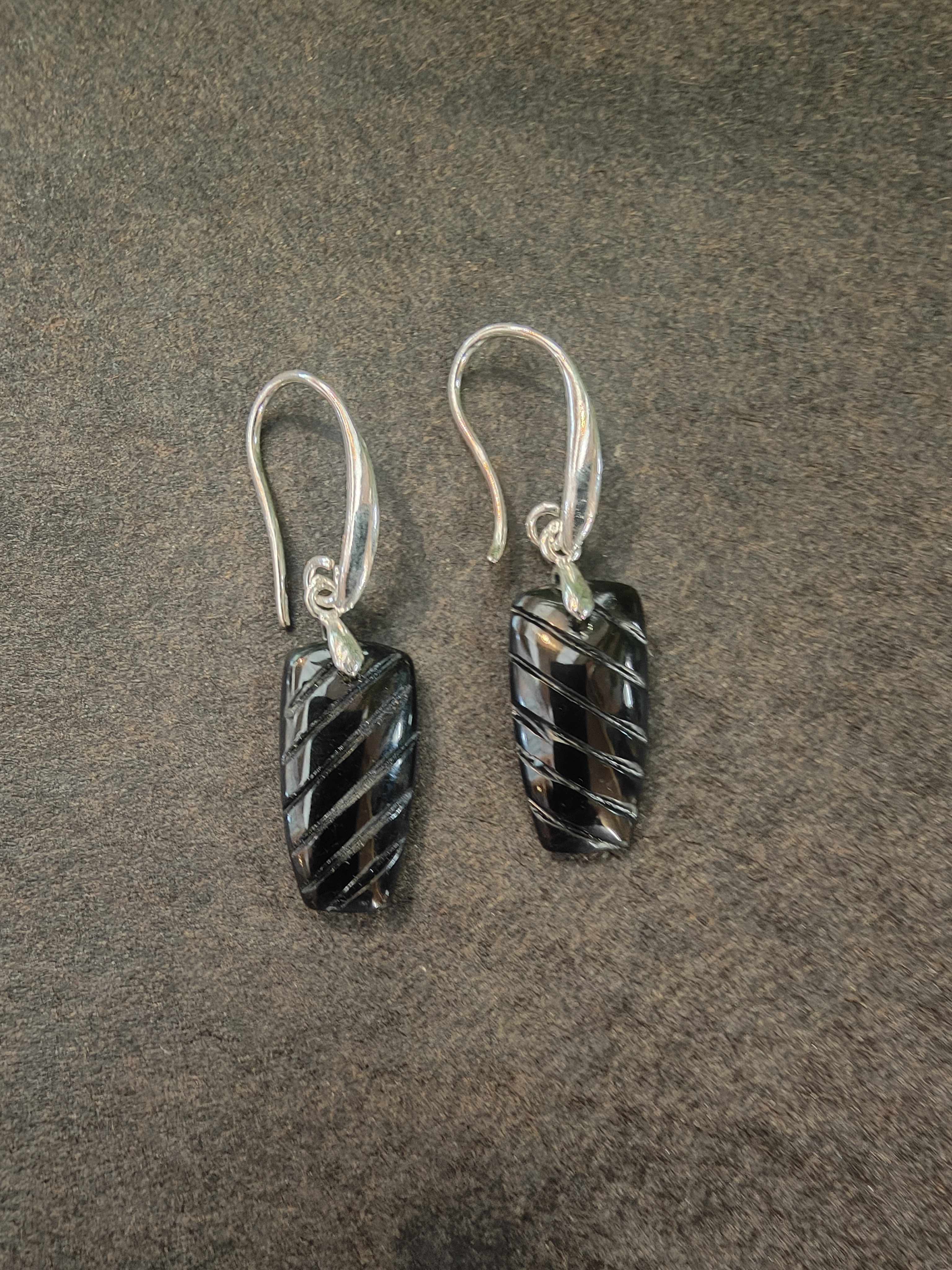 EMTM33 - Warp & Weft