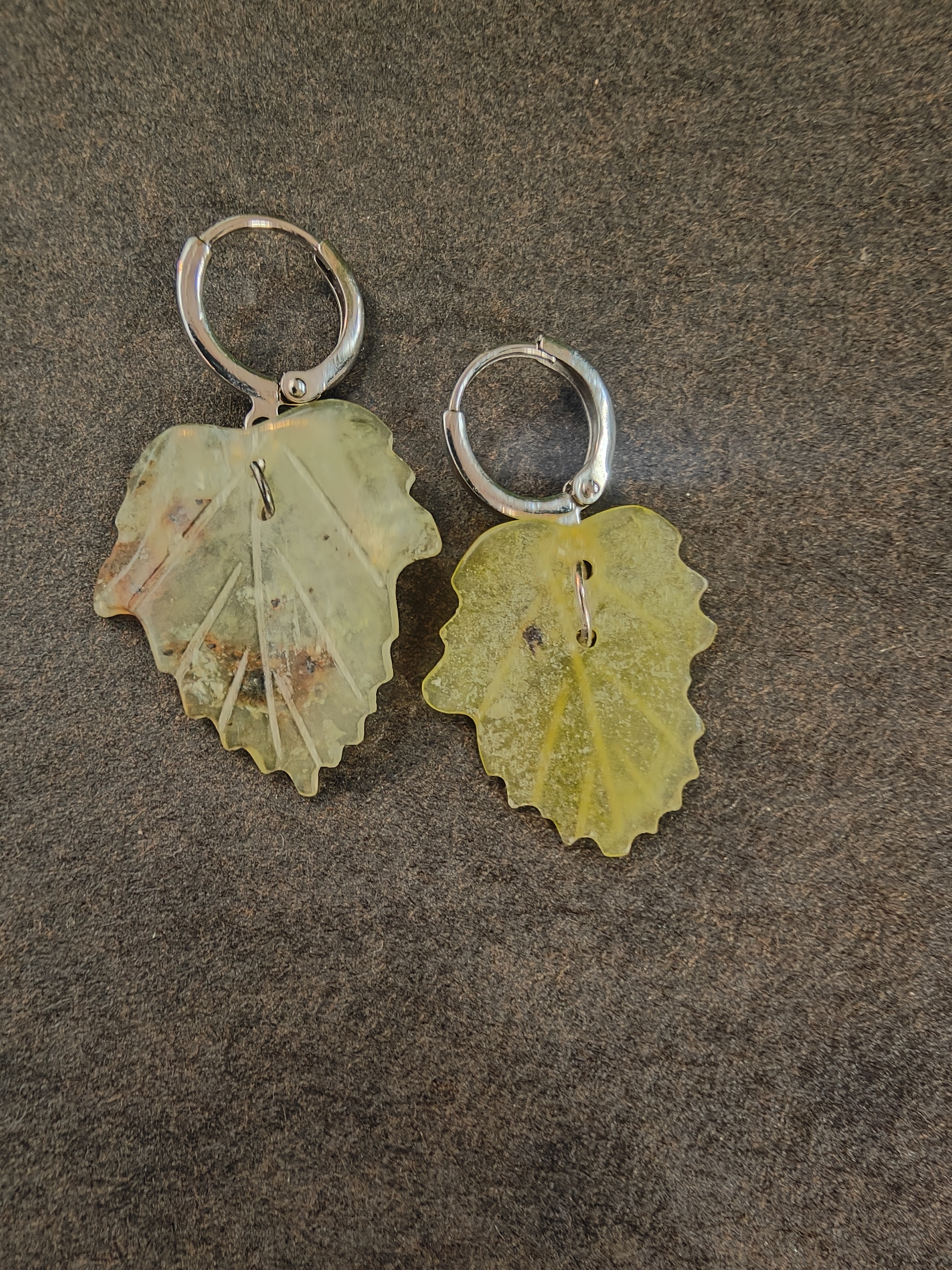 EMTM02 - Rangiora Leaves