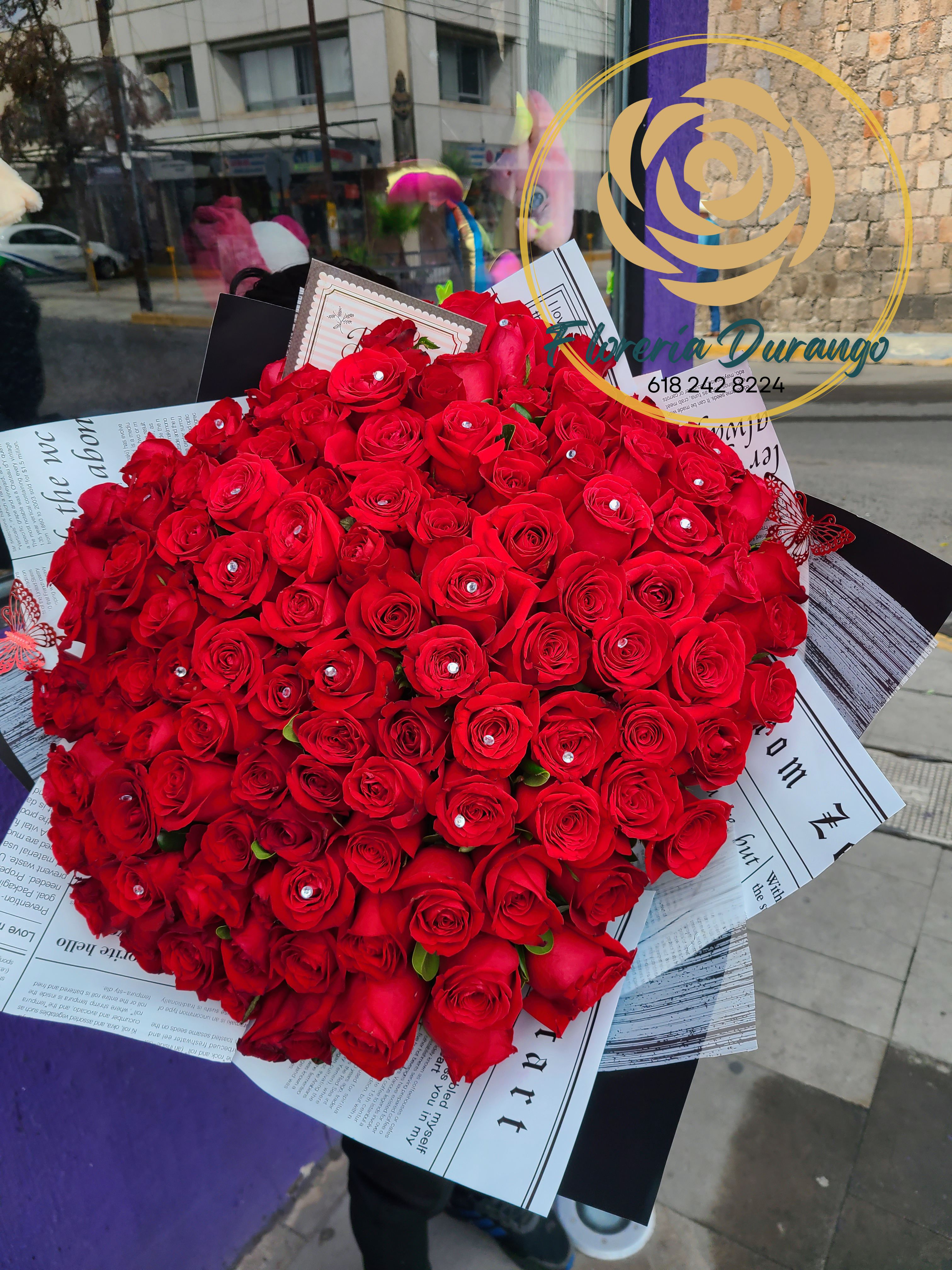 Ramo 100 rosas especial