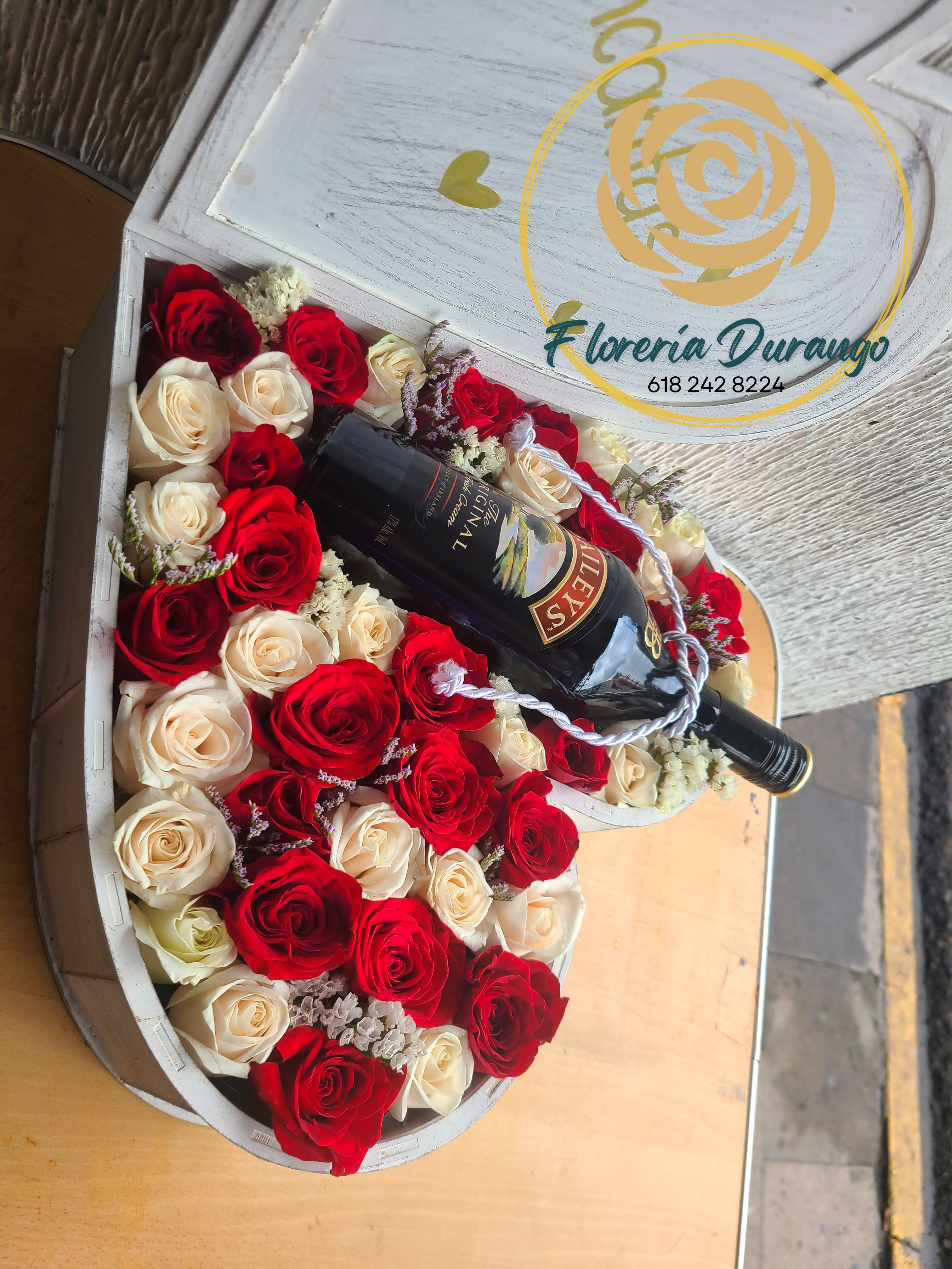 Caja corazón con Baileys