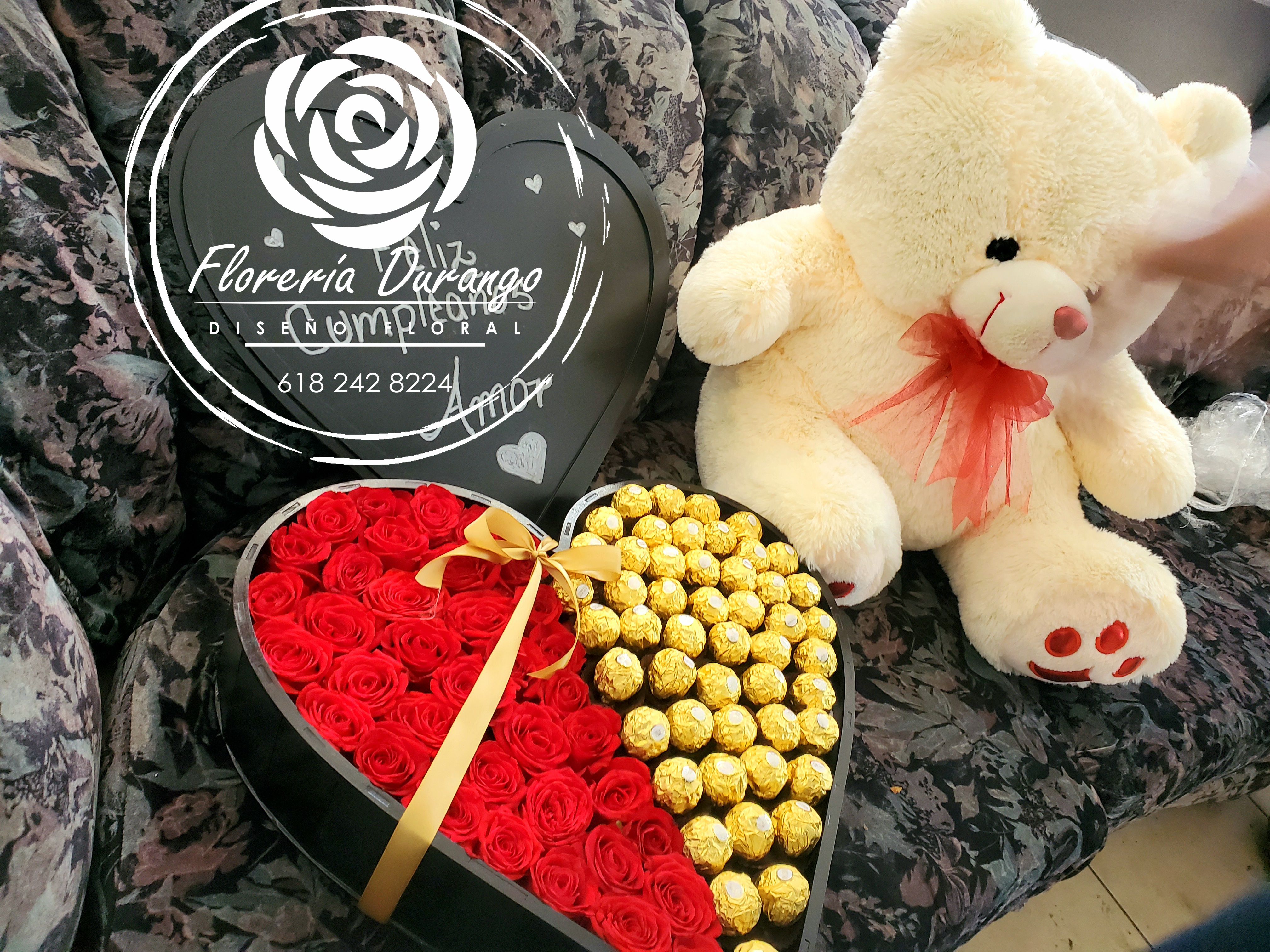 Caja corazón con ferreros