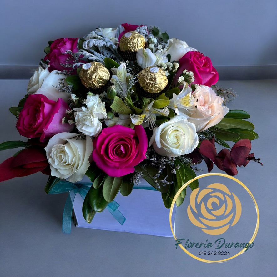 Bouquet de rosas y ferrero