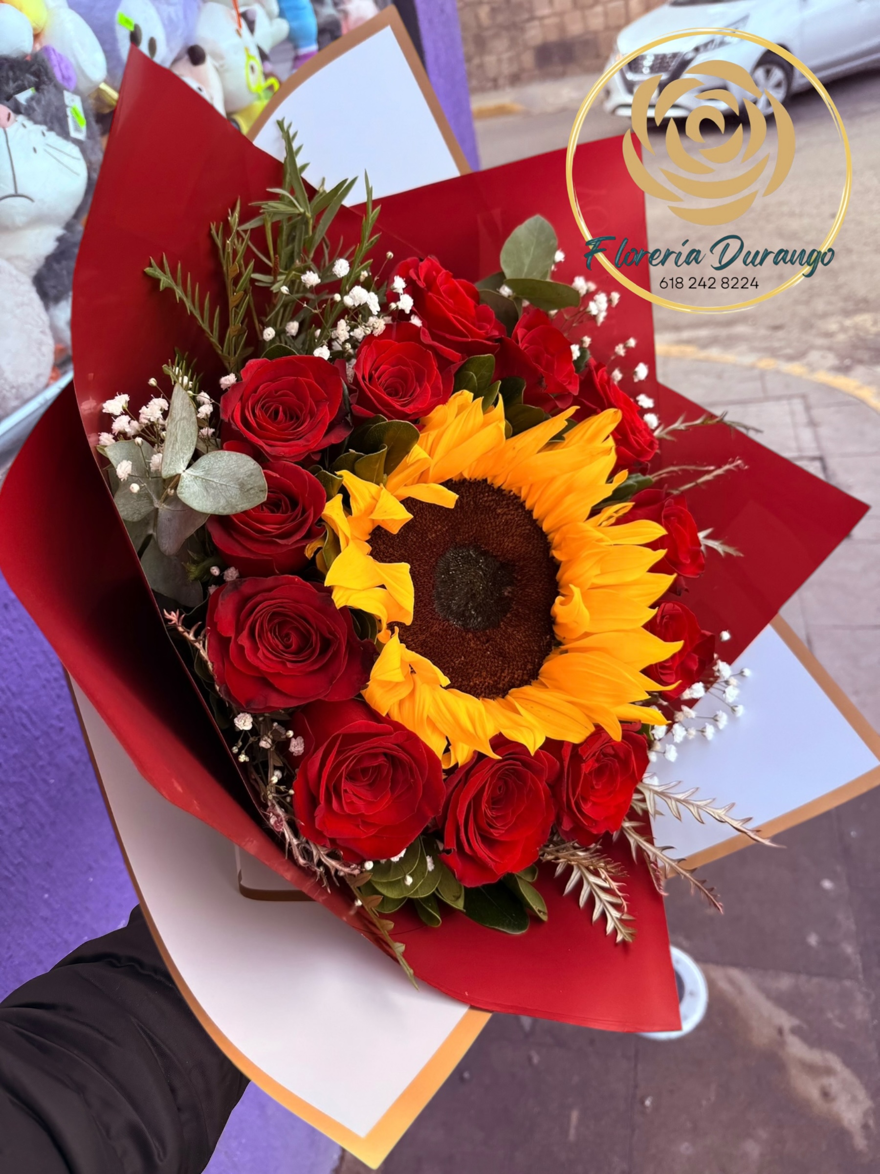 girasol con 12 rosas 