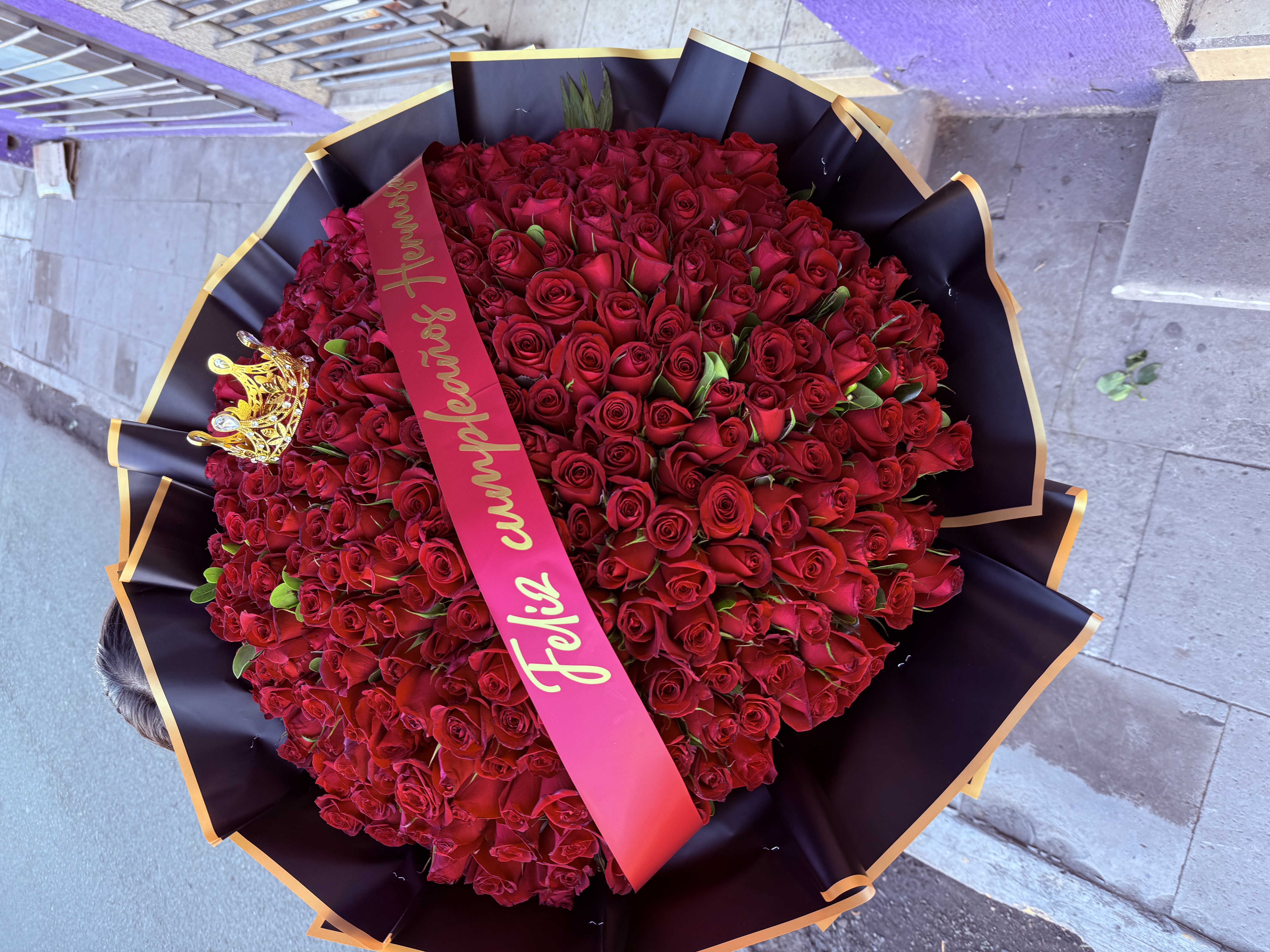 Ramo de 220 rosas rojas