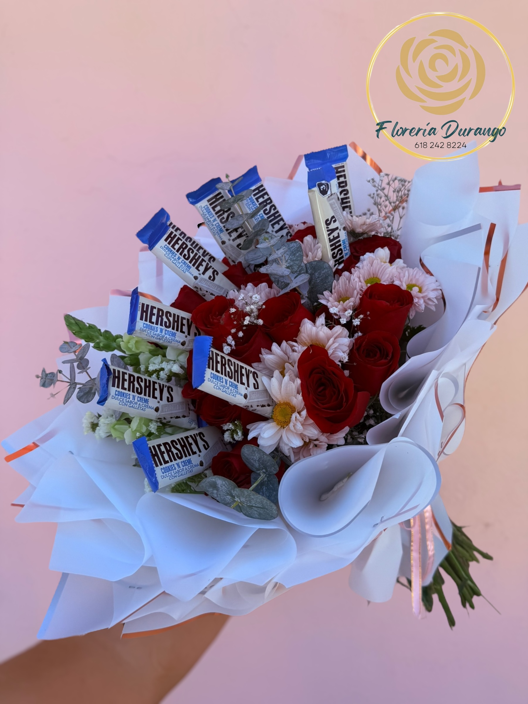 24 Rosas rojas y Chocolates