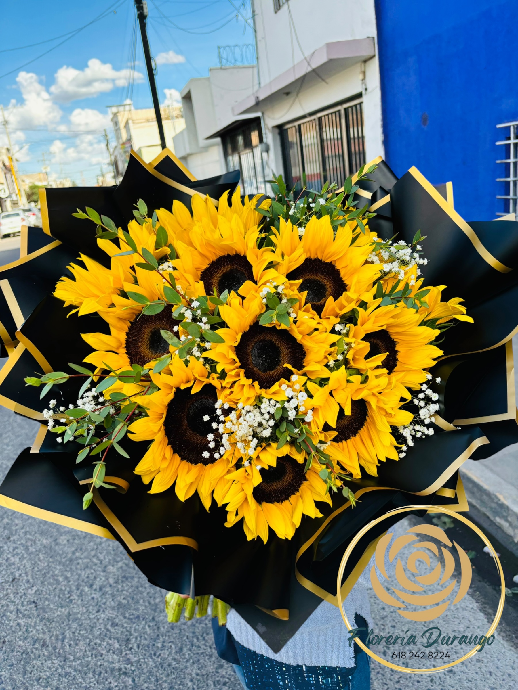 Ramo de 12 girasoles