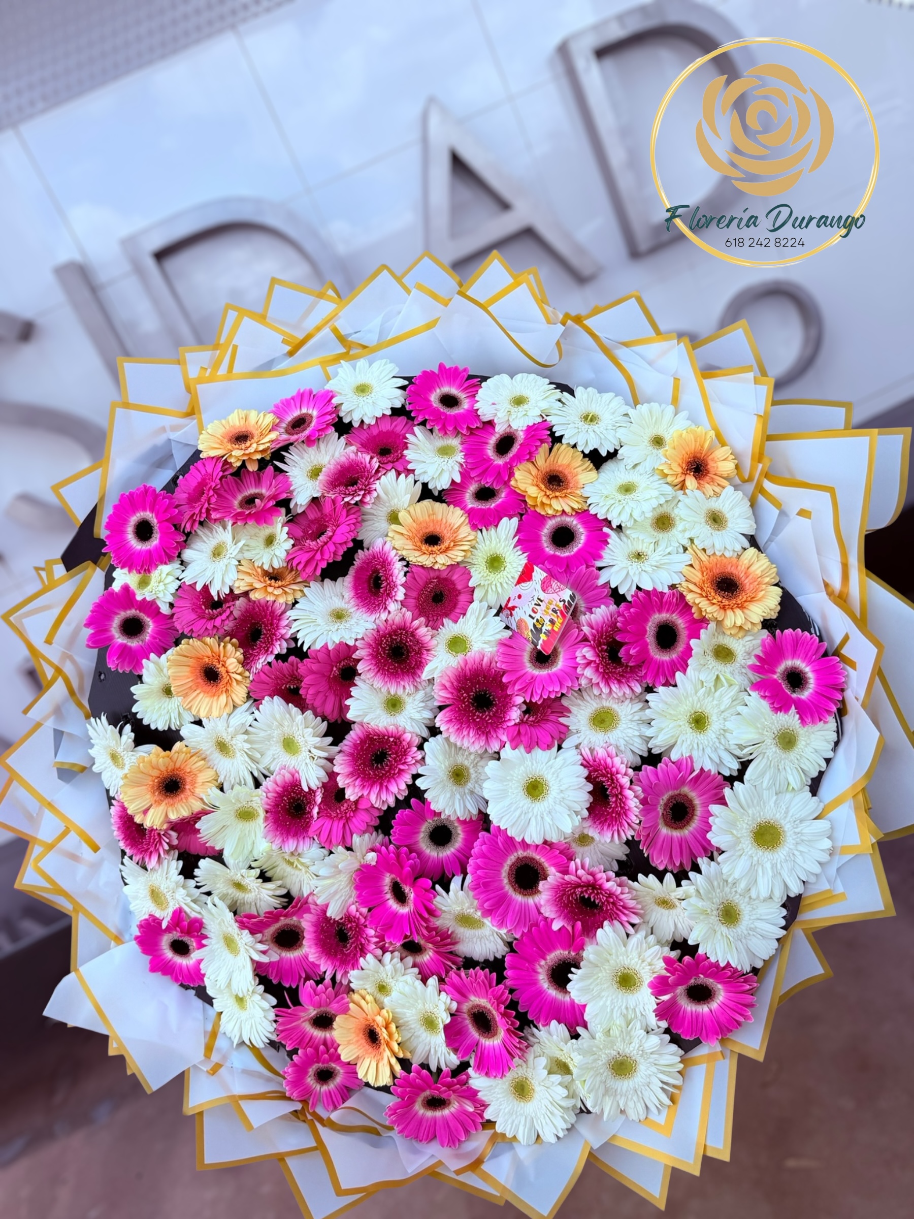 Ramo de 100 Gerberas