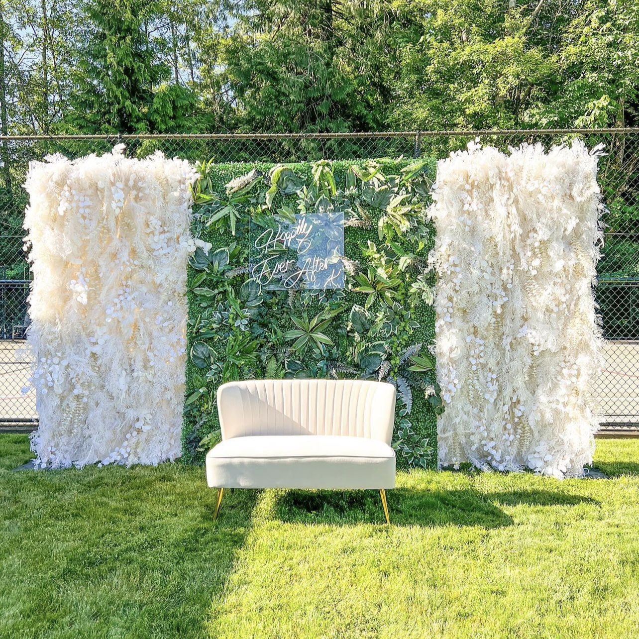 Couch/Sofa/loveseat/Chair