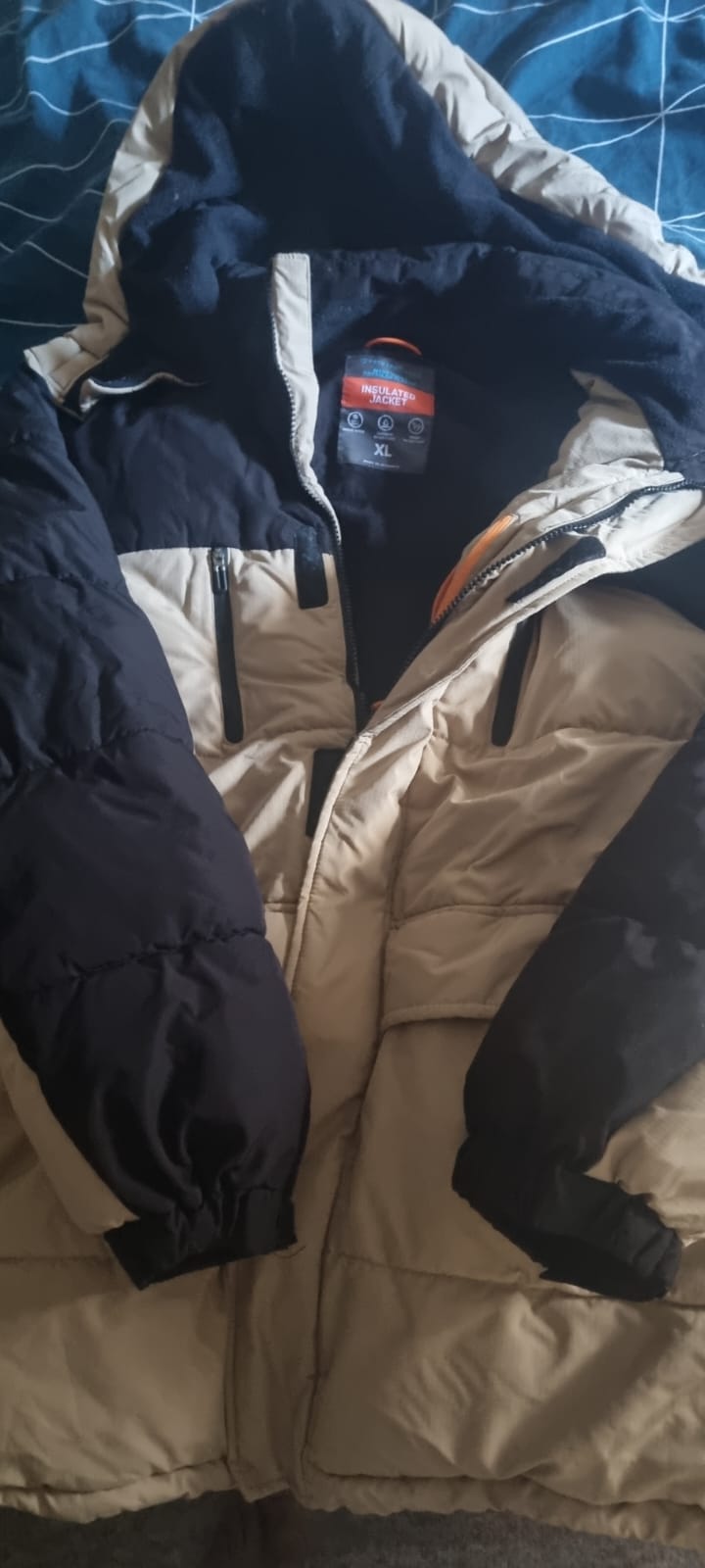 Two-tone winter jacket