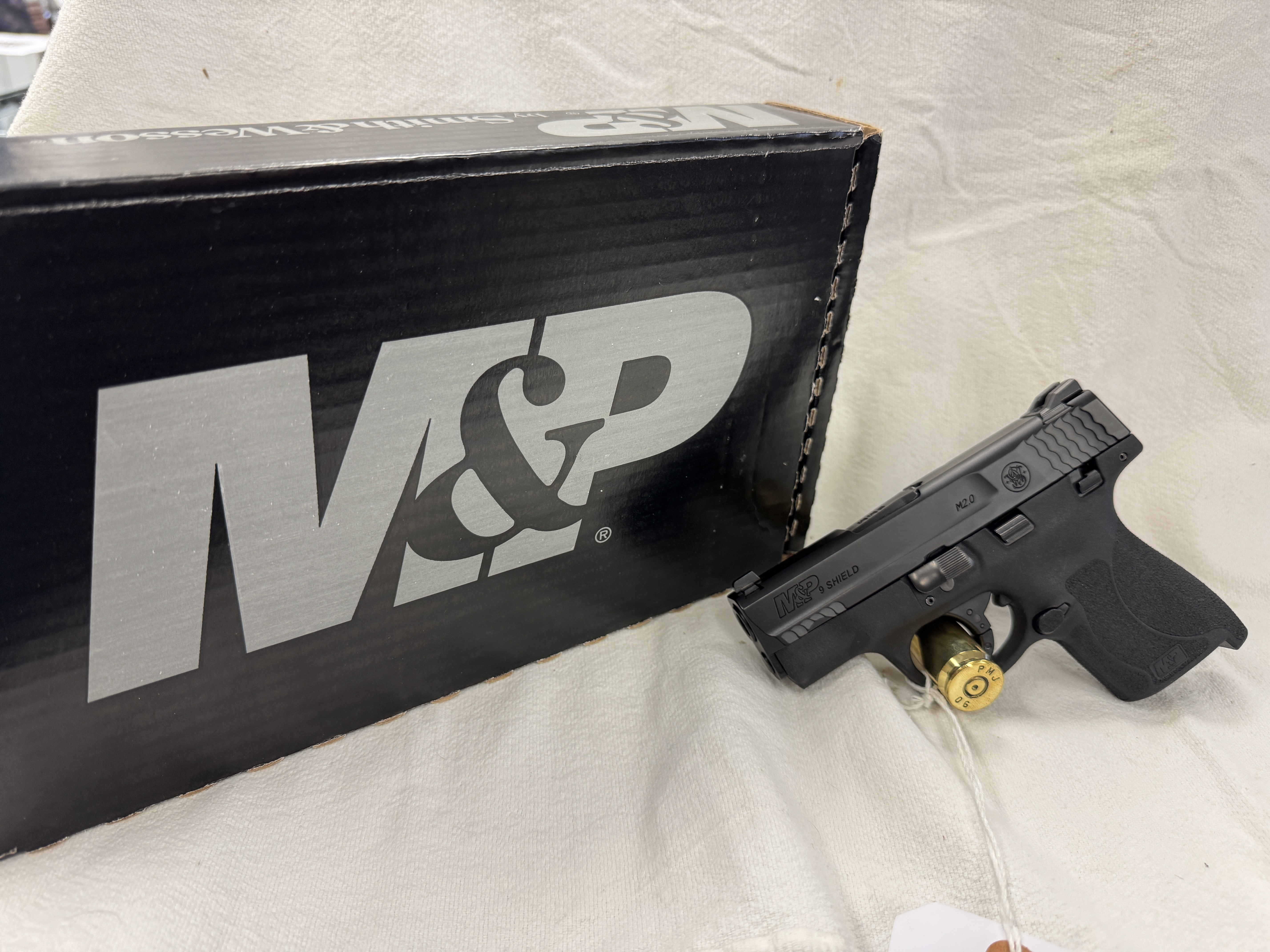 Smith & Wesson, M&P Shield M2.0, 9mm