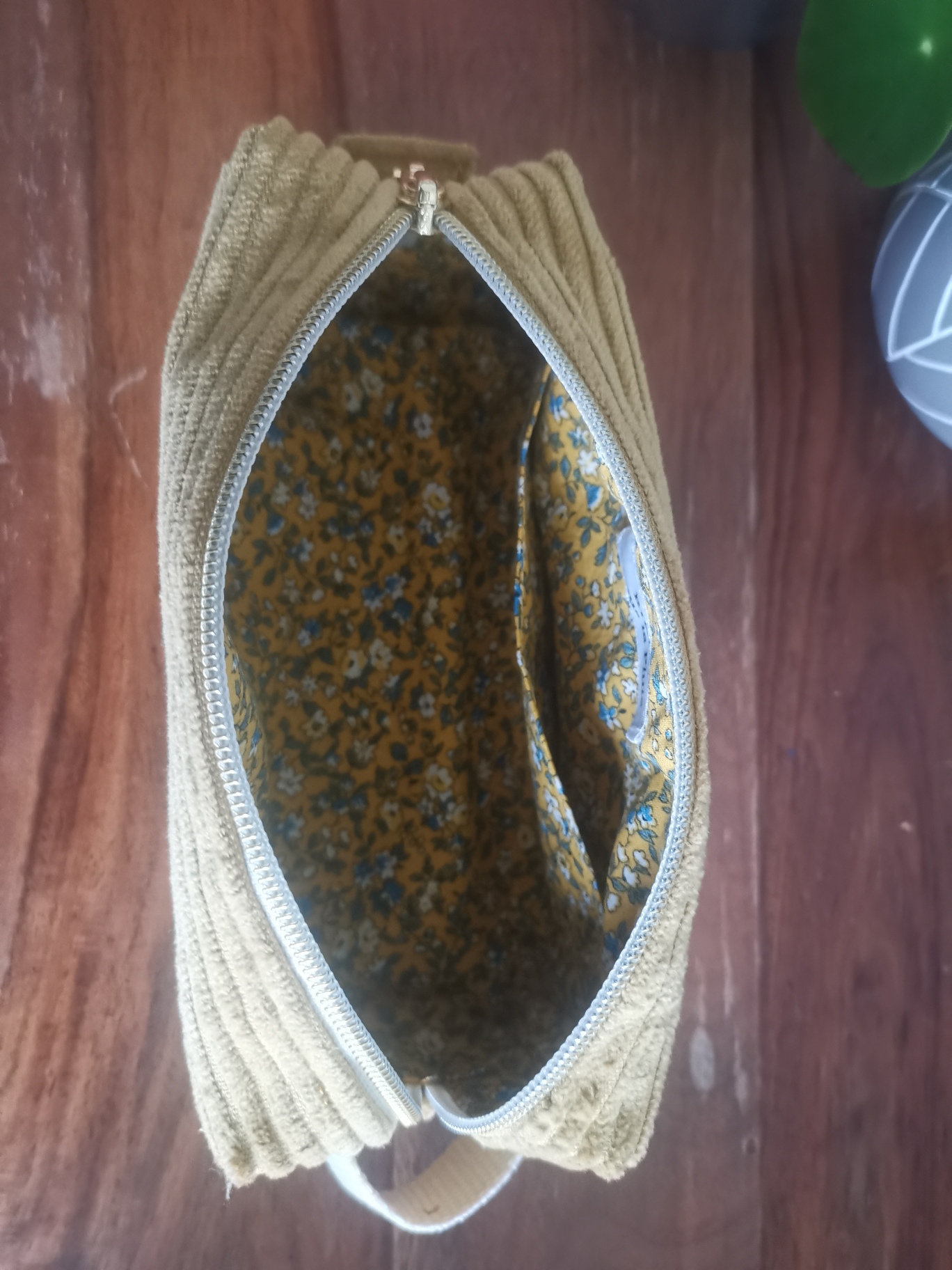 La Troussinette jaune