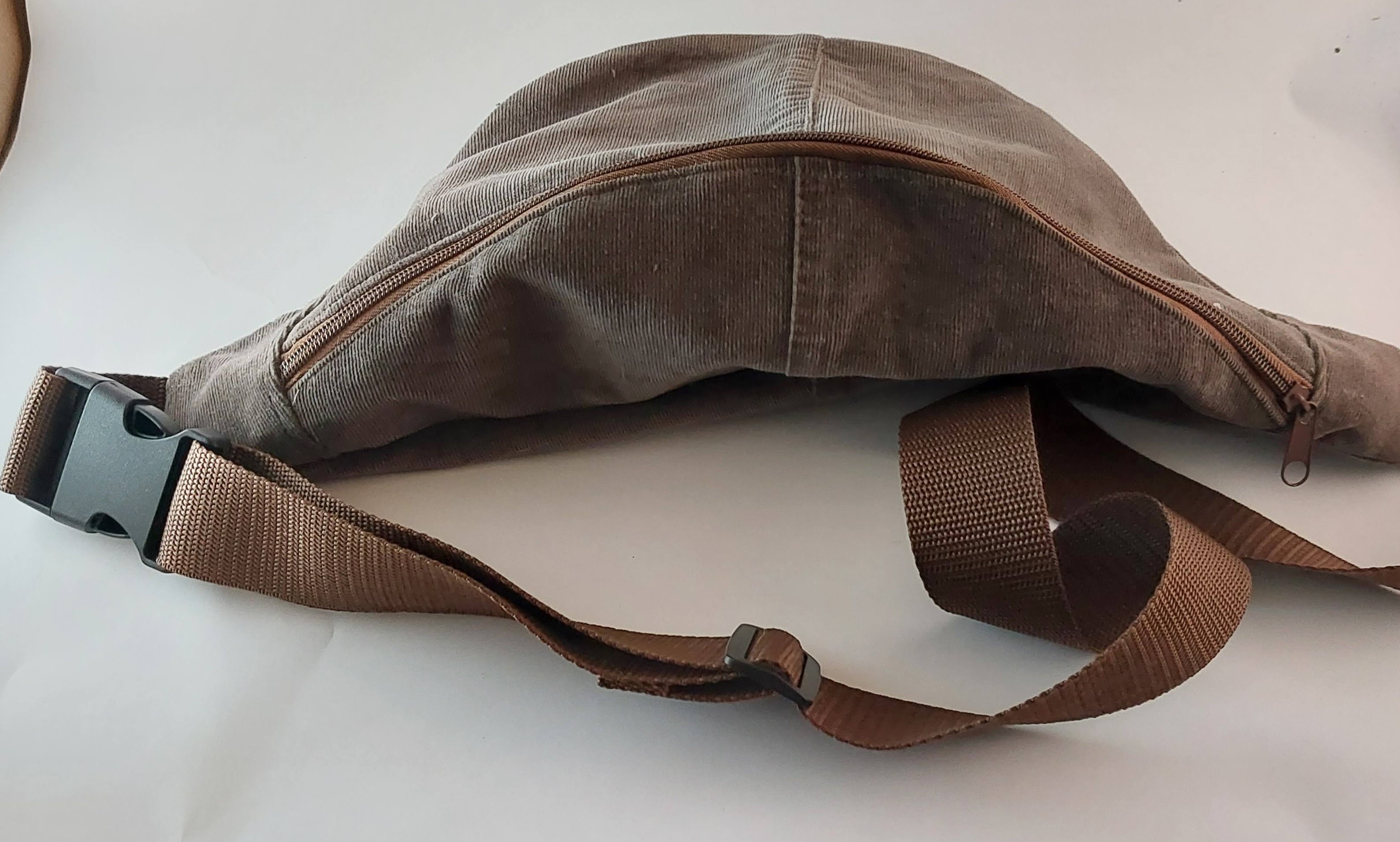 GRAND SAC BANANE VELOURS