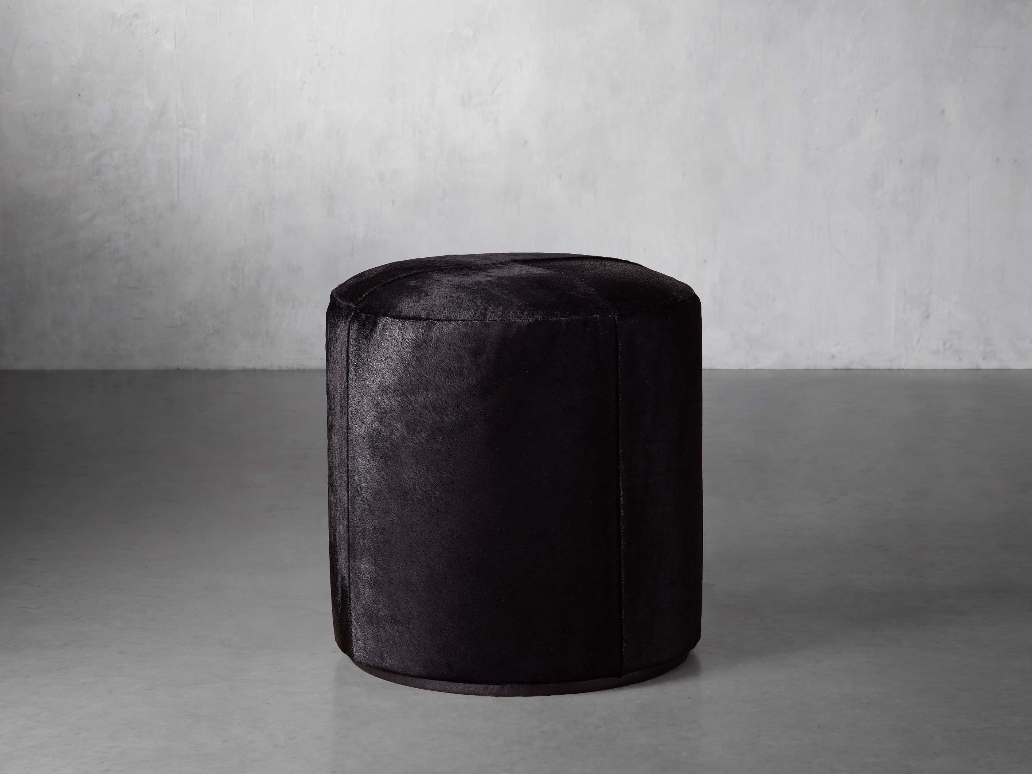 Hide Round Pouf