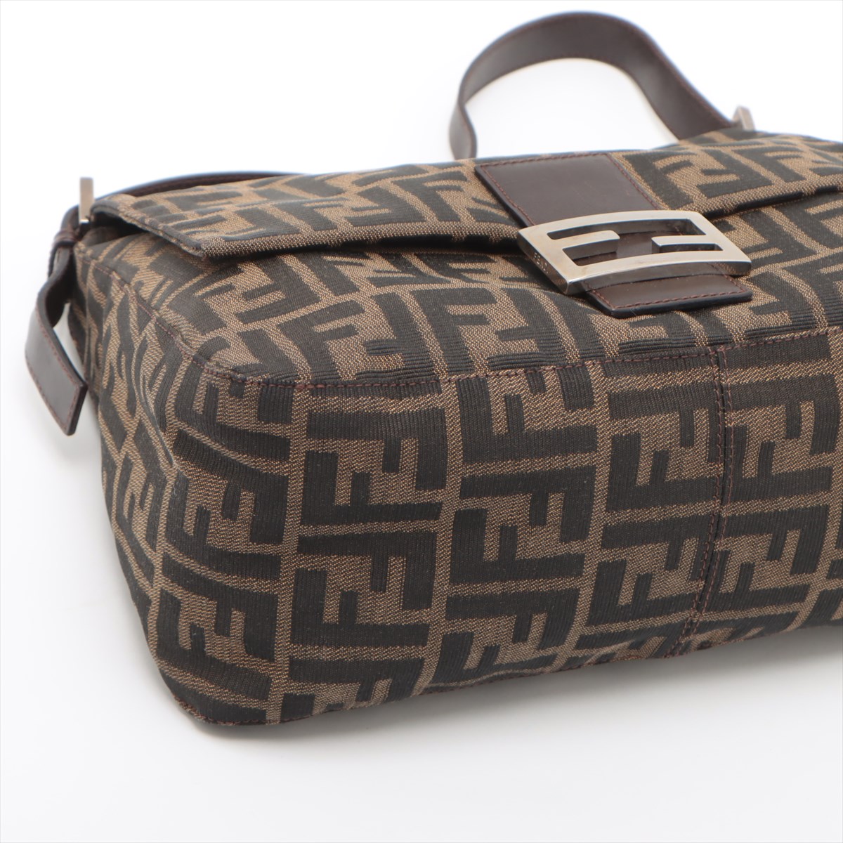 Fendi Mamma Baguette Zucca Brown