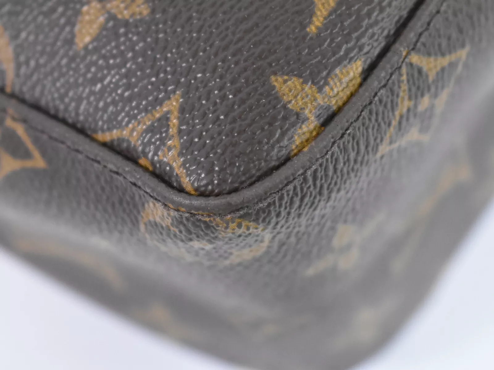 Looping Shouder Bag