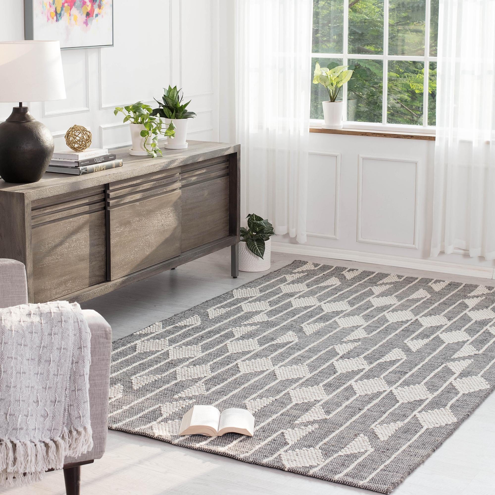 Nightfall of Diamonds