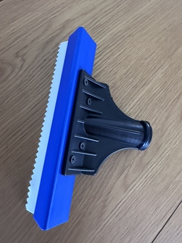 Notched Squeegee with Soft Rubber Teeth 20cm