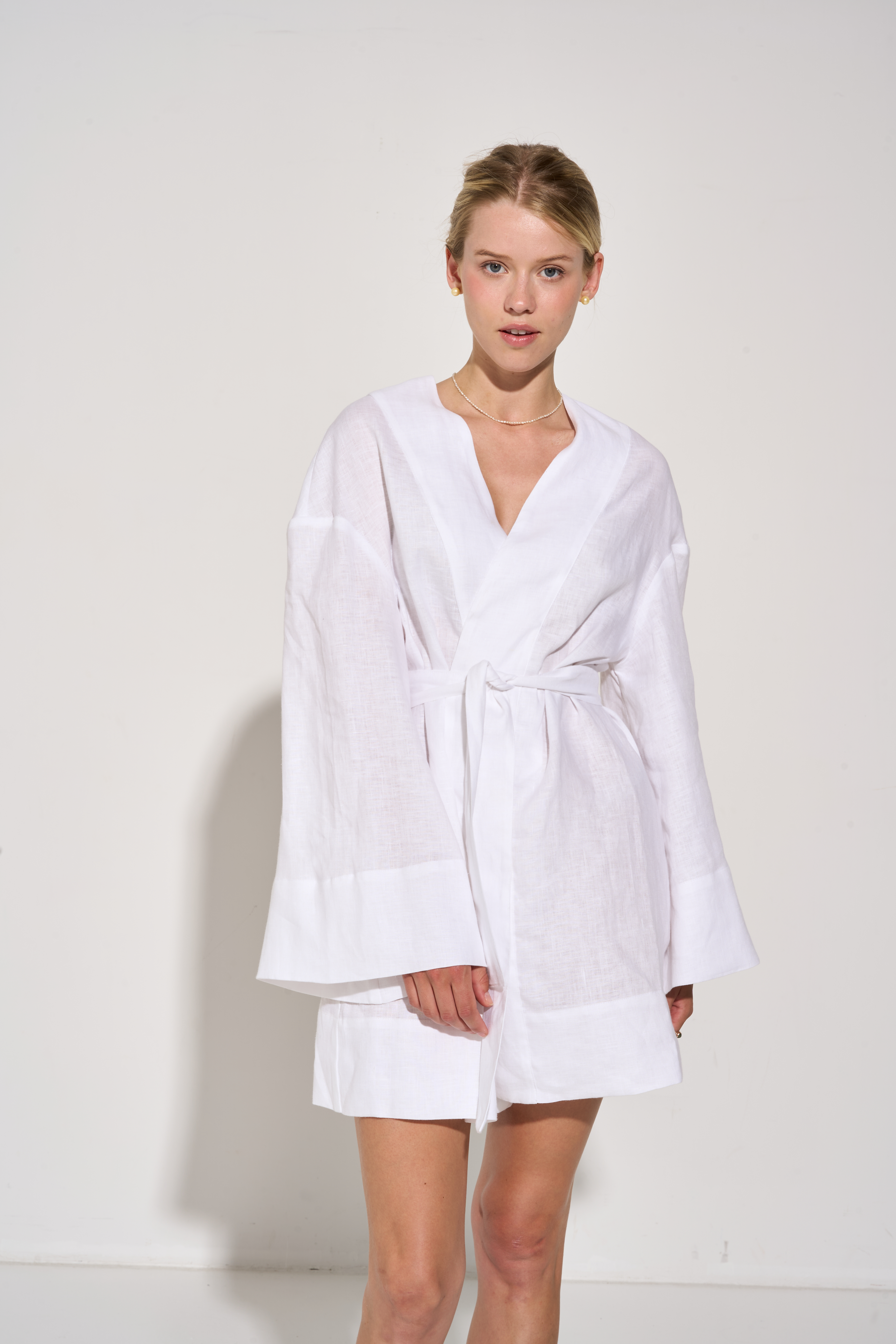 Linen mini kimono TUSCANY white