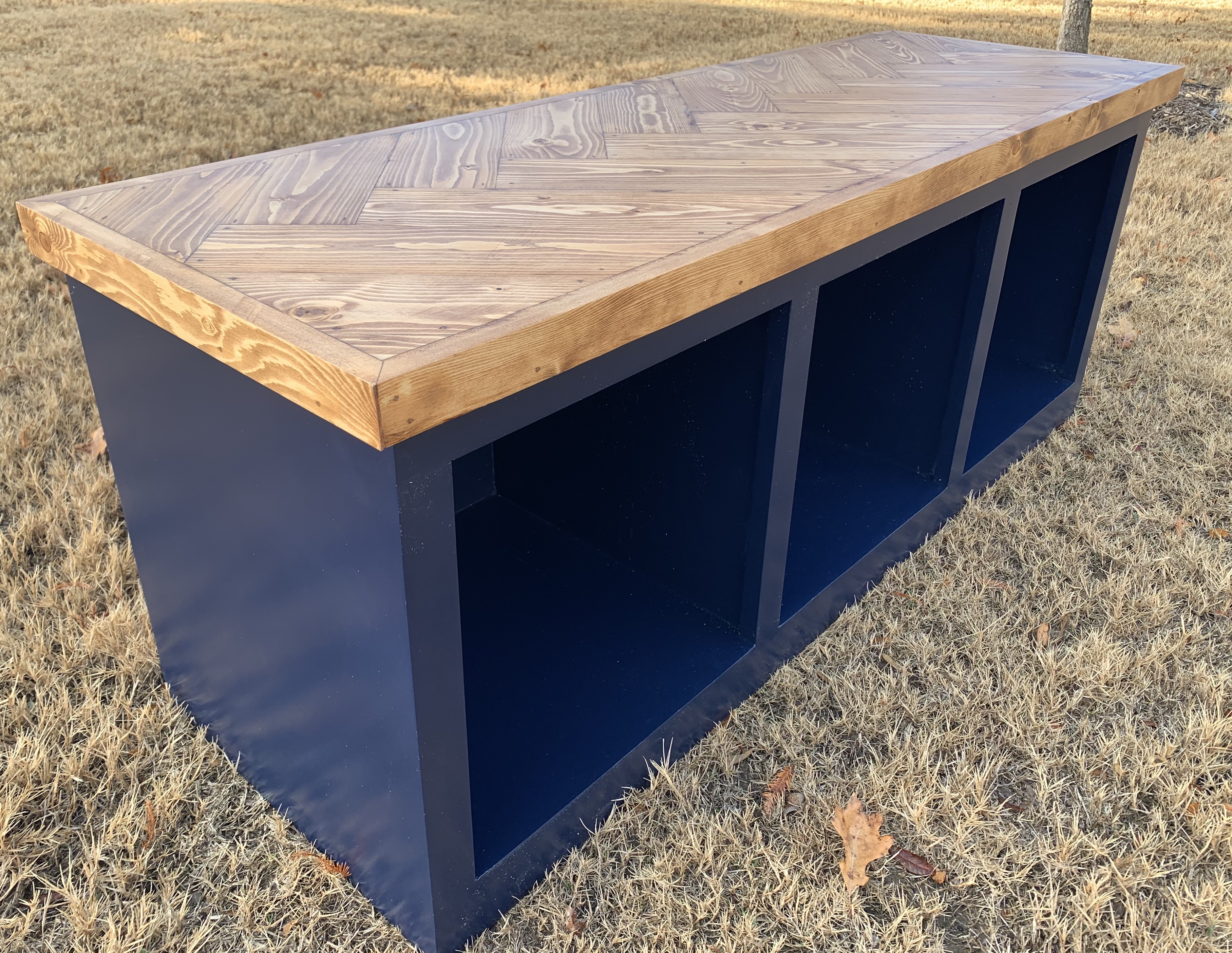 3 Cubby Storage Bench - Herringbone Top