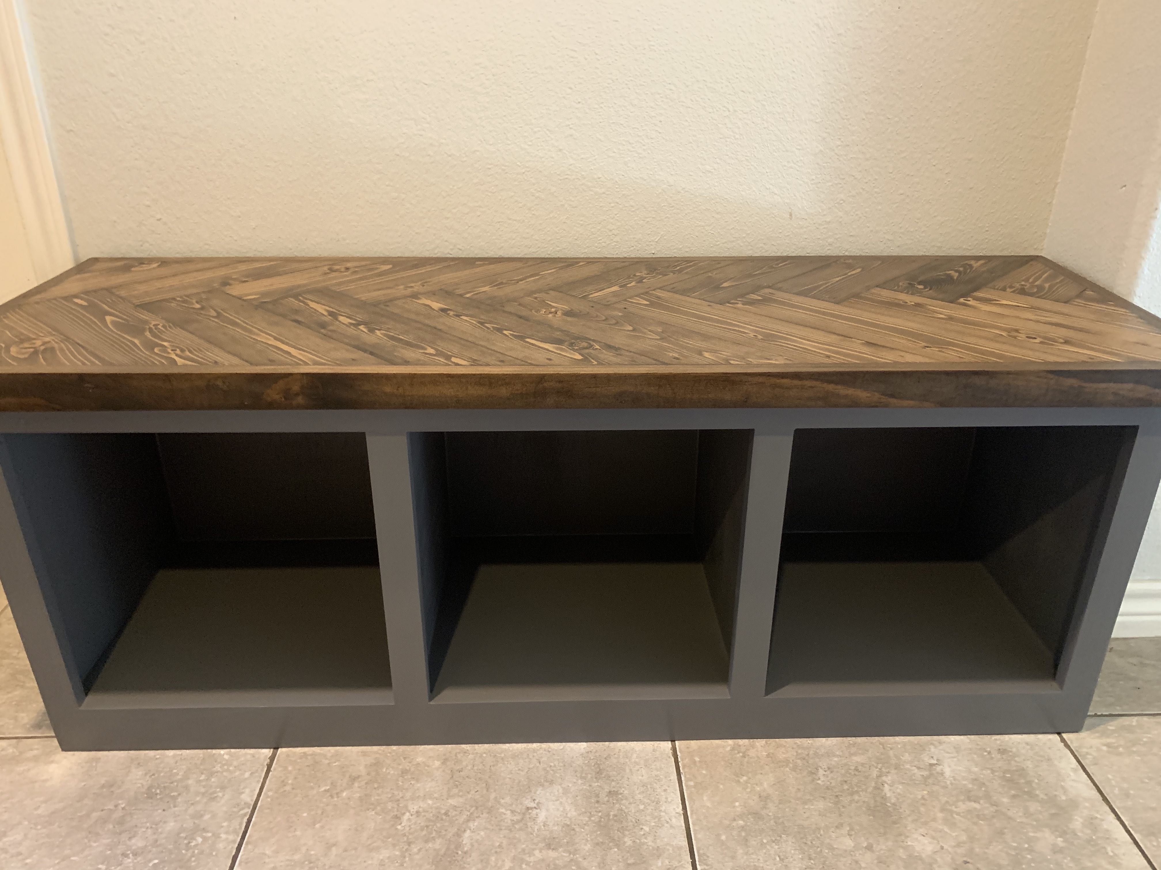 3 Cubby Storage Bench - Herringbone Top