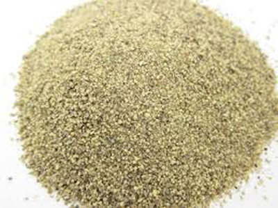 Ground white pepper