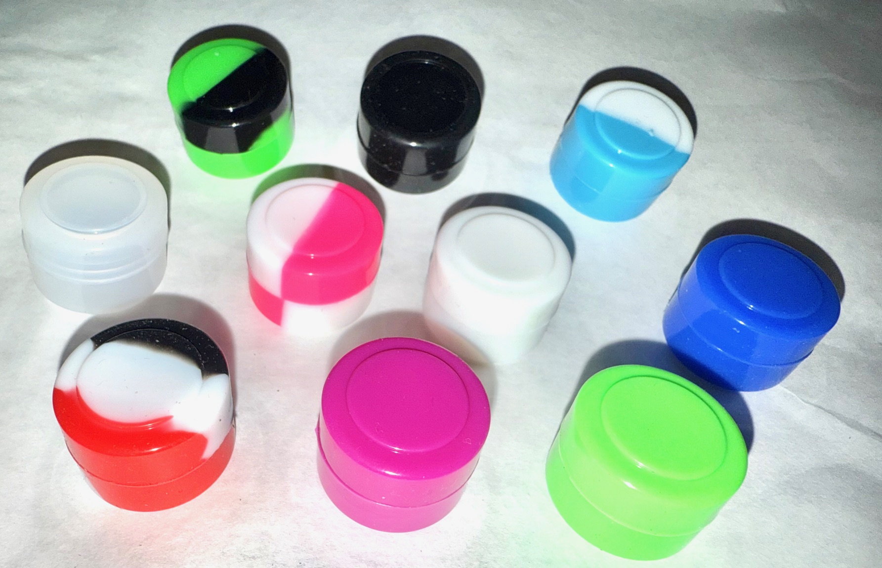 Silicone(no stick) THC Concentrate container/dab cap